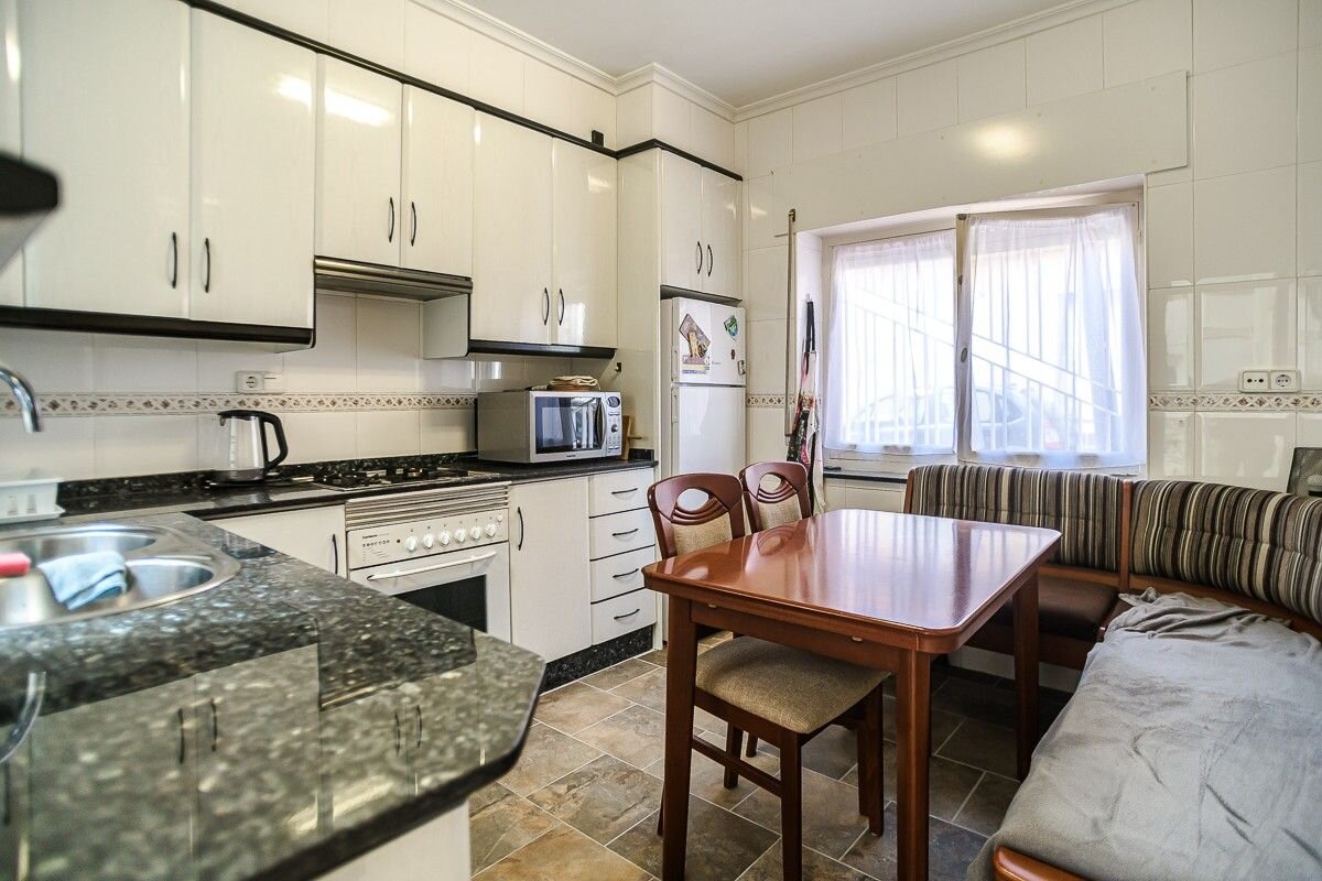 4-Bedroom Apartment in San Javier, San Javier - Image 7