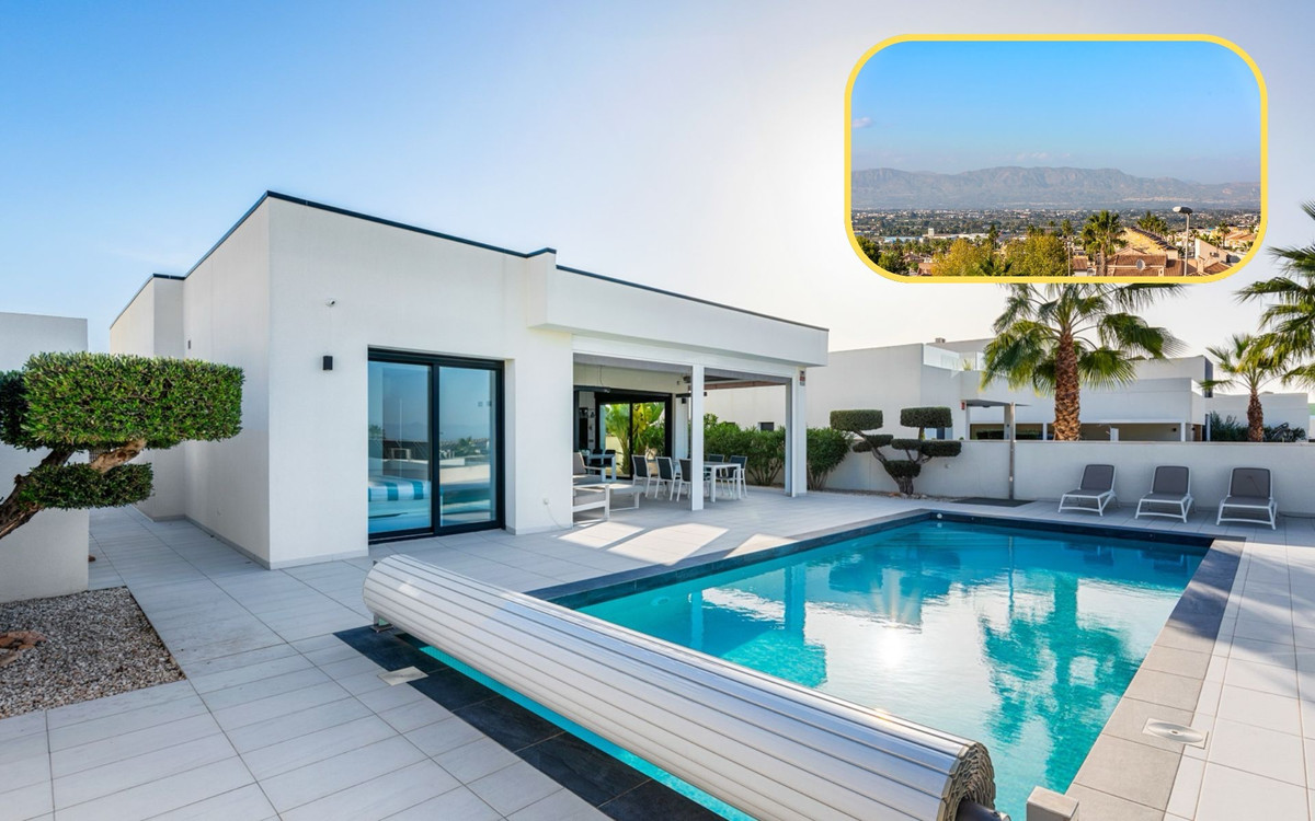 4-Bedroom Detached House in Benijofar | Sunny Casas - Co... - Image 1