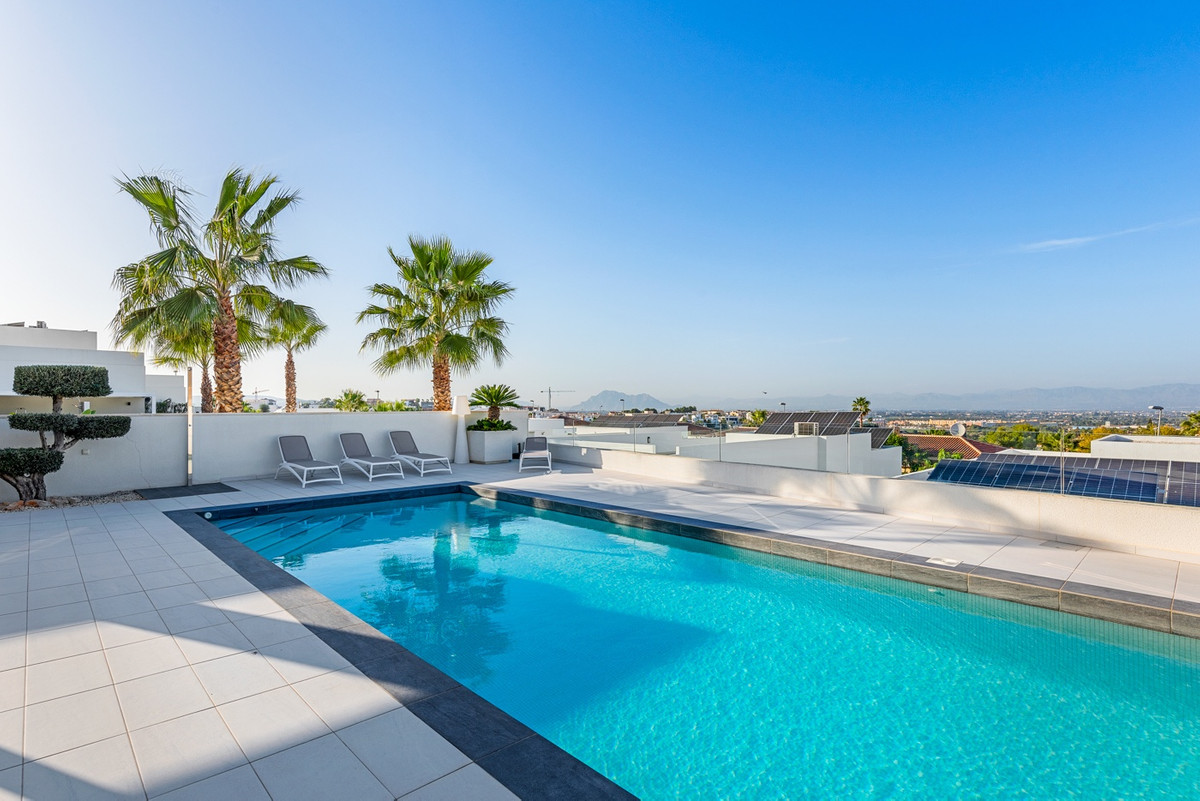 4-Bedroom Detached House in Benijofar | Sunny Casas - Co... - Image 2