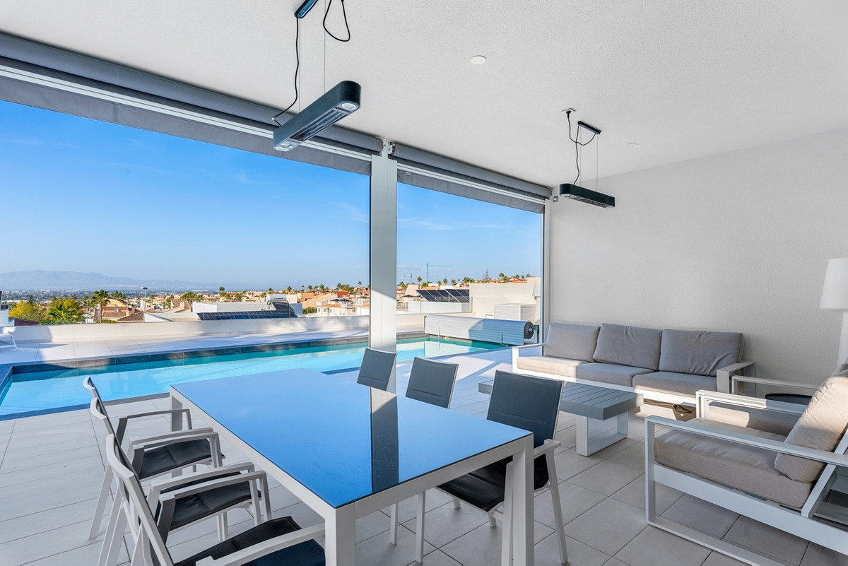 4-Bedroom Detached House in Benijofar | Sunny Casas - Co... - Image 6