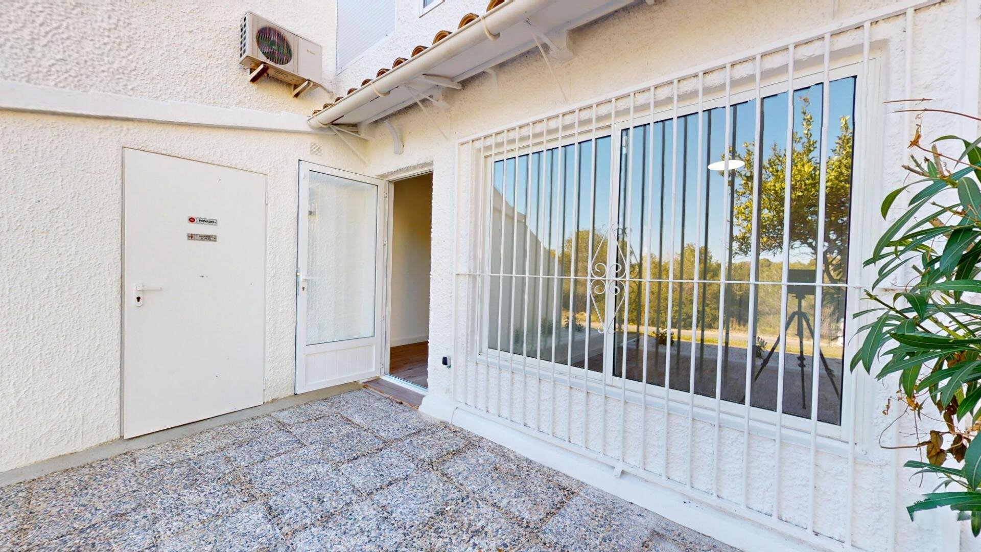 2-Bedroom Apartment in Villamartín-las Filipinas, Orihuela Costa - Image 27
