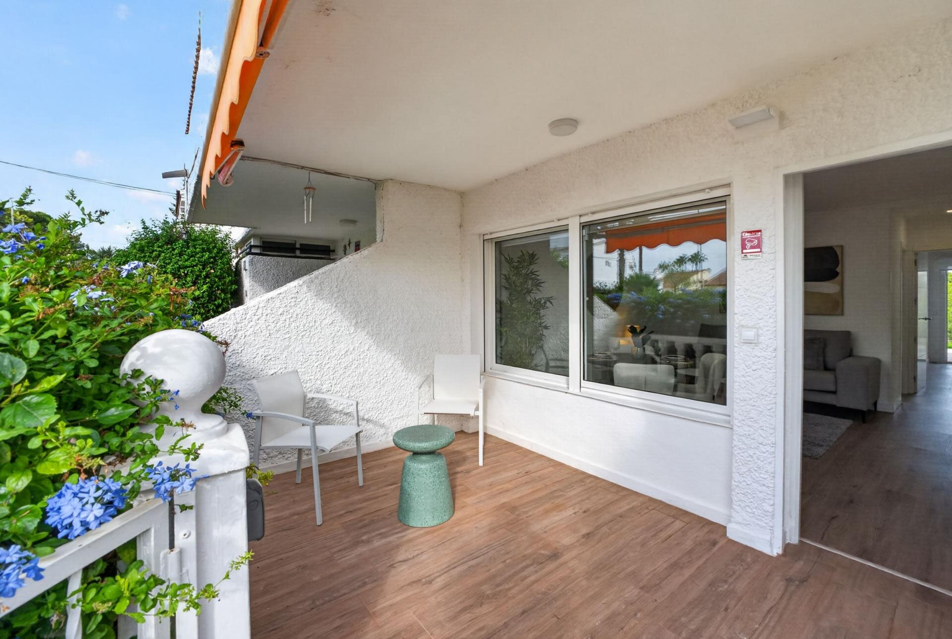 2-Bedroom Apartment in Villamartín-las Filipinas, Orihuela Costa - Image 3