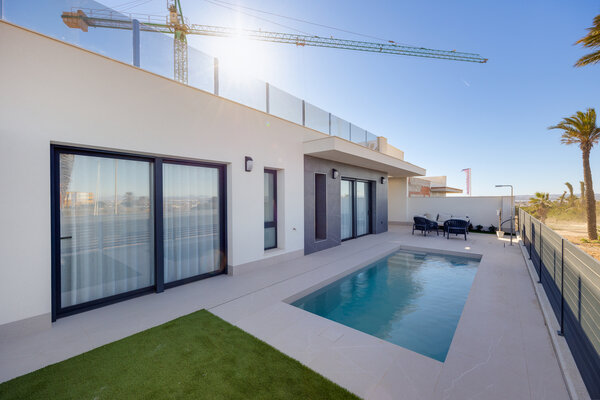 Chalet independiente de 3 Dormitorios en, Torrevieja