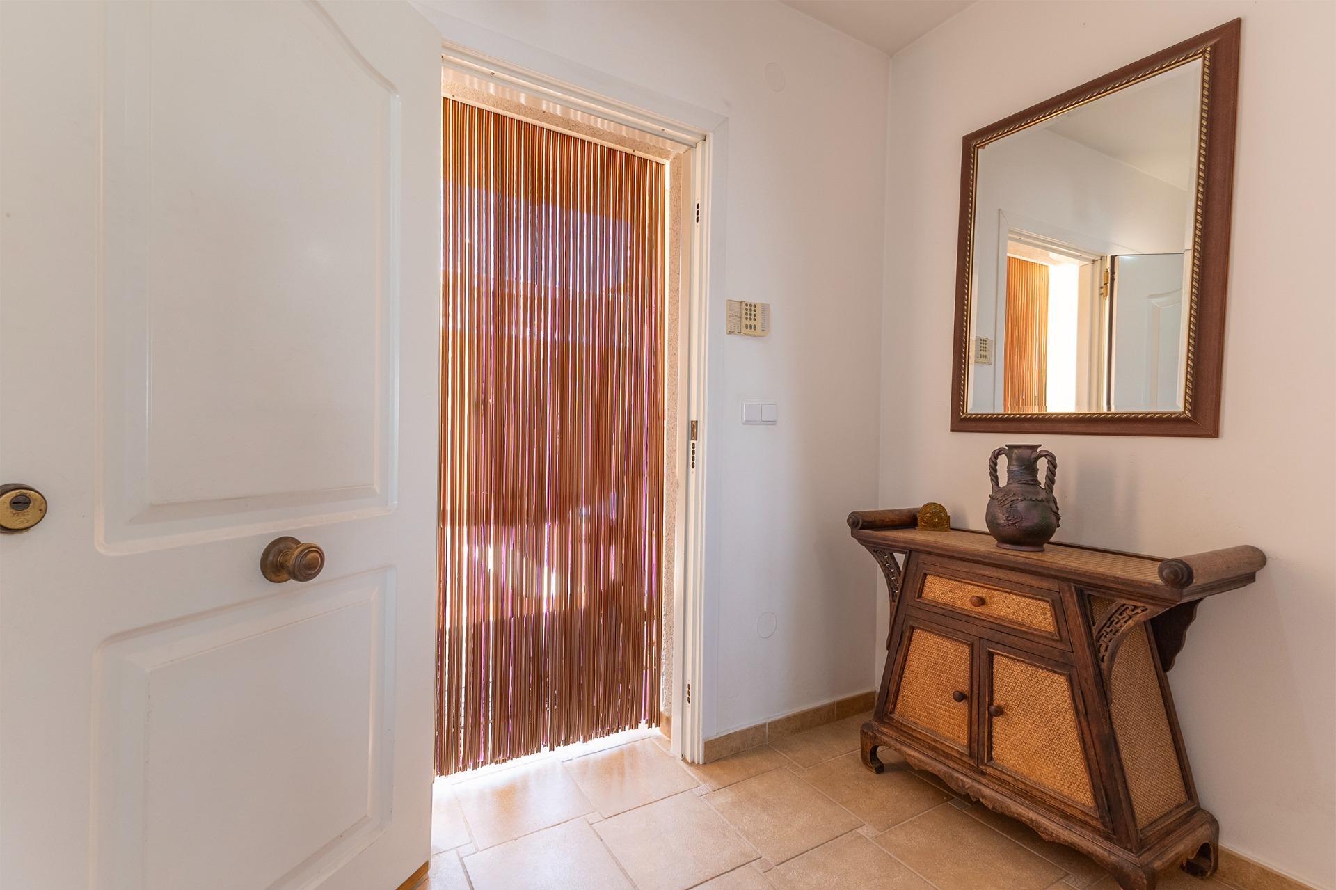 5-Bedroom House in  Algorfa - Image 13