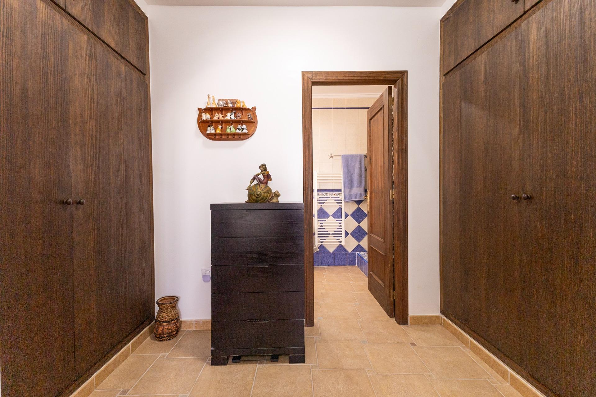 5-Bedroom House in  Algorfa - Image 19