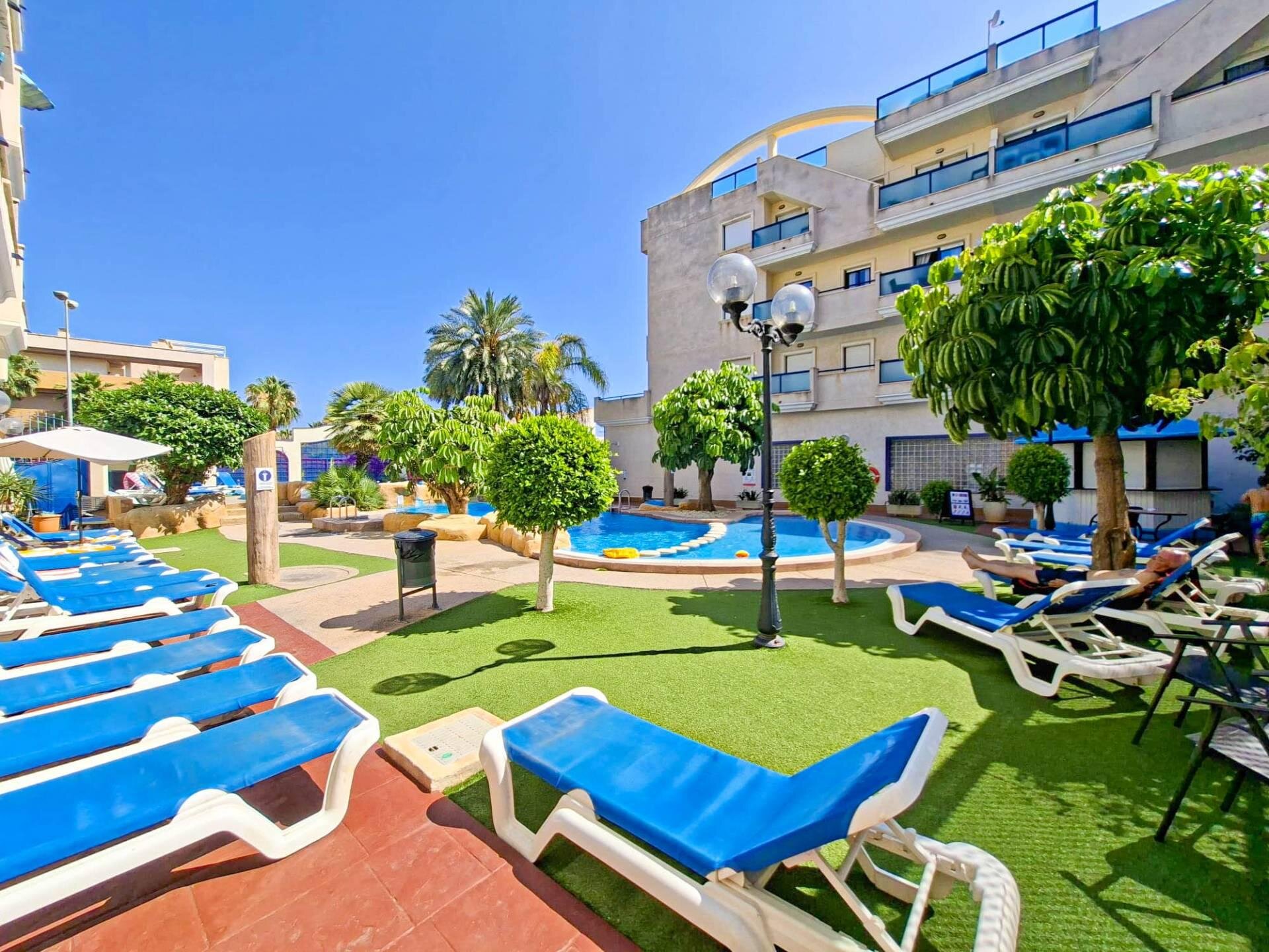 2-Bedroom Apartment in Campoamor, Orihuela Costa - Image 23