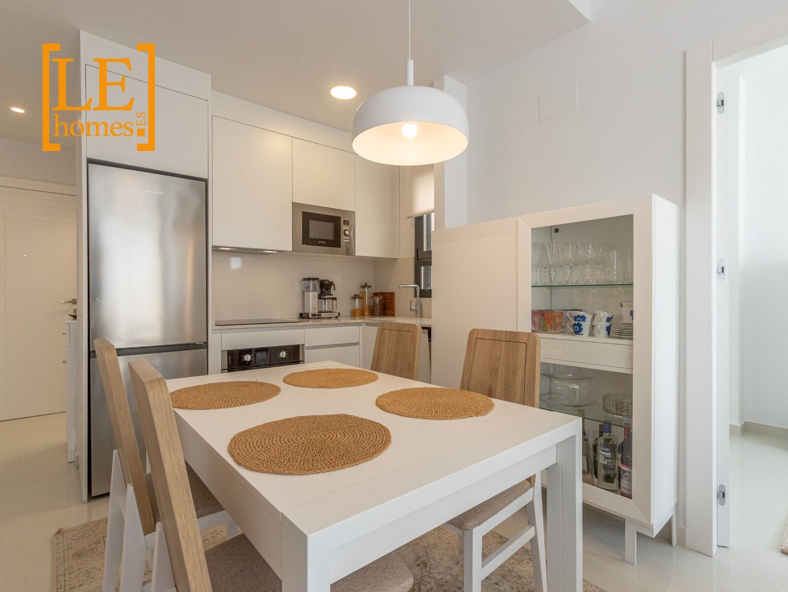 1-Bedroom Apartment in Estacion de Autobuses, Torrevieja - Image 8