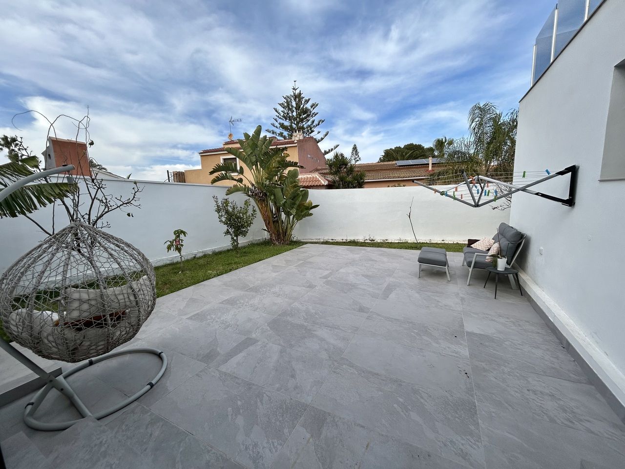 3-Bedroom Villa in La Siesta, Torrevieja - Image 18