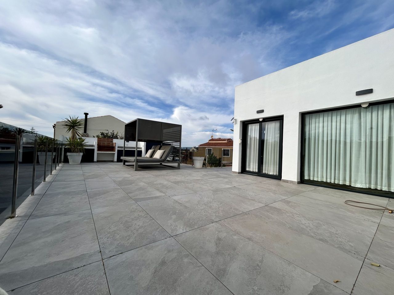 3-Bedroom Villa in La Siesta, Torrevieja - Image 41