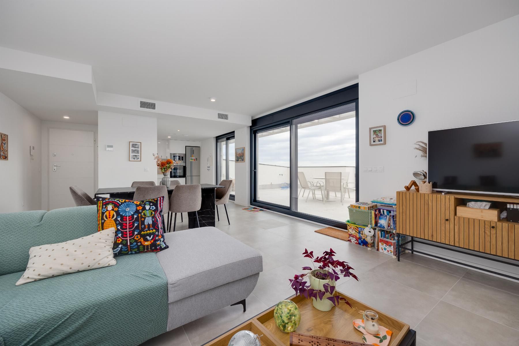 3-Bedroom Penthouse in Campoamor, Orihuela Costa - Image 15