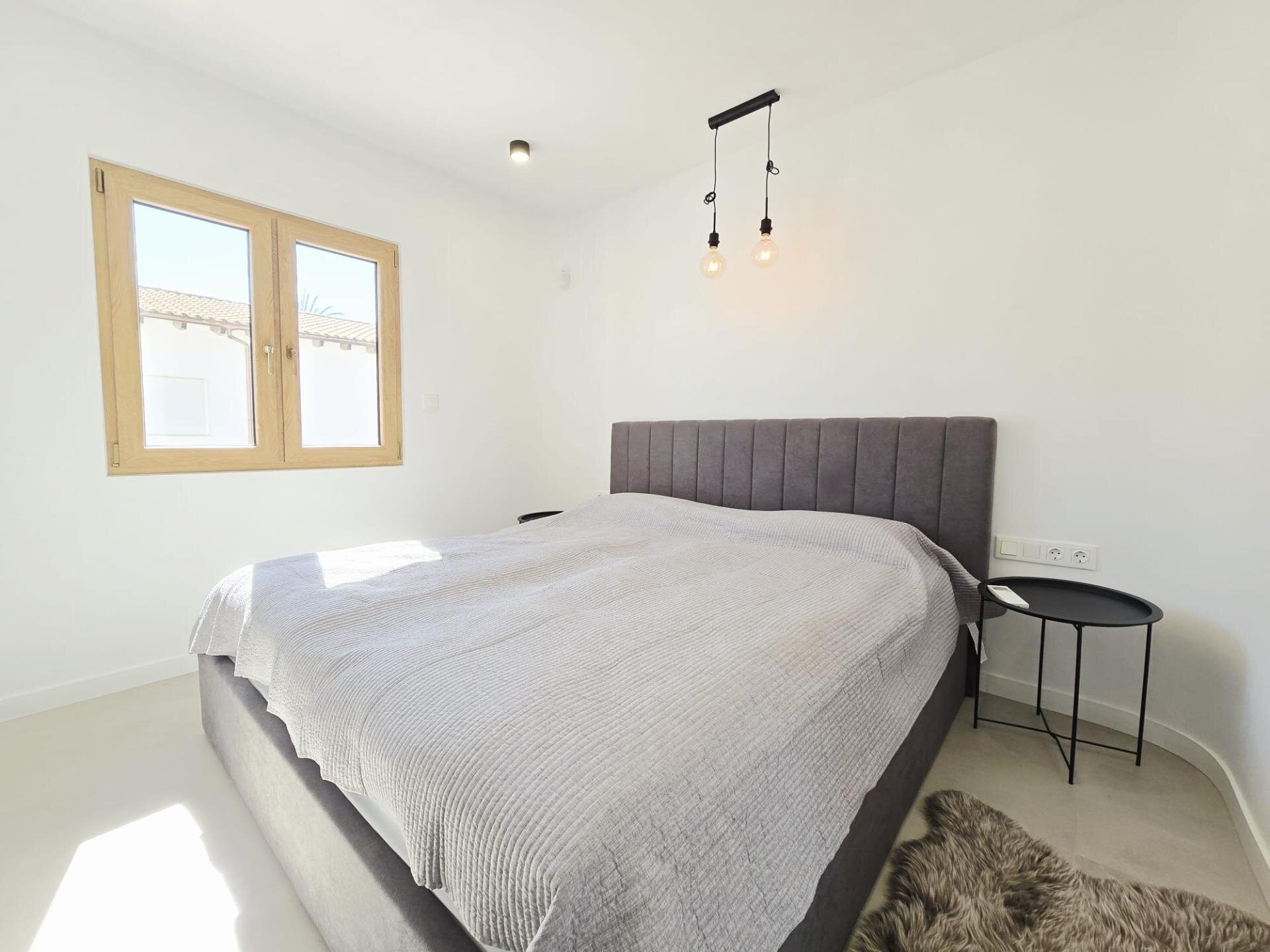 3-Bedroom Villa in Muy Cerca de la Playa, Cabo Roig - Image 30