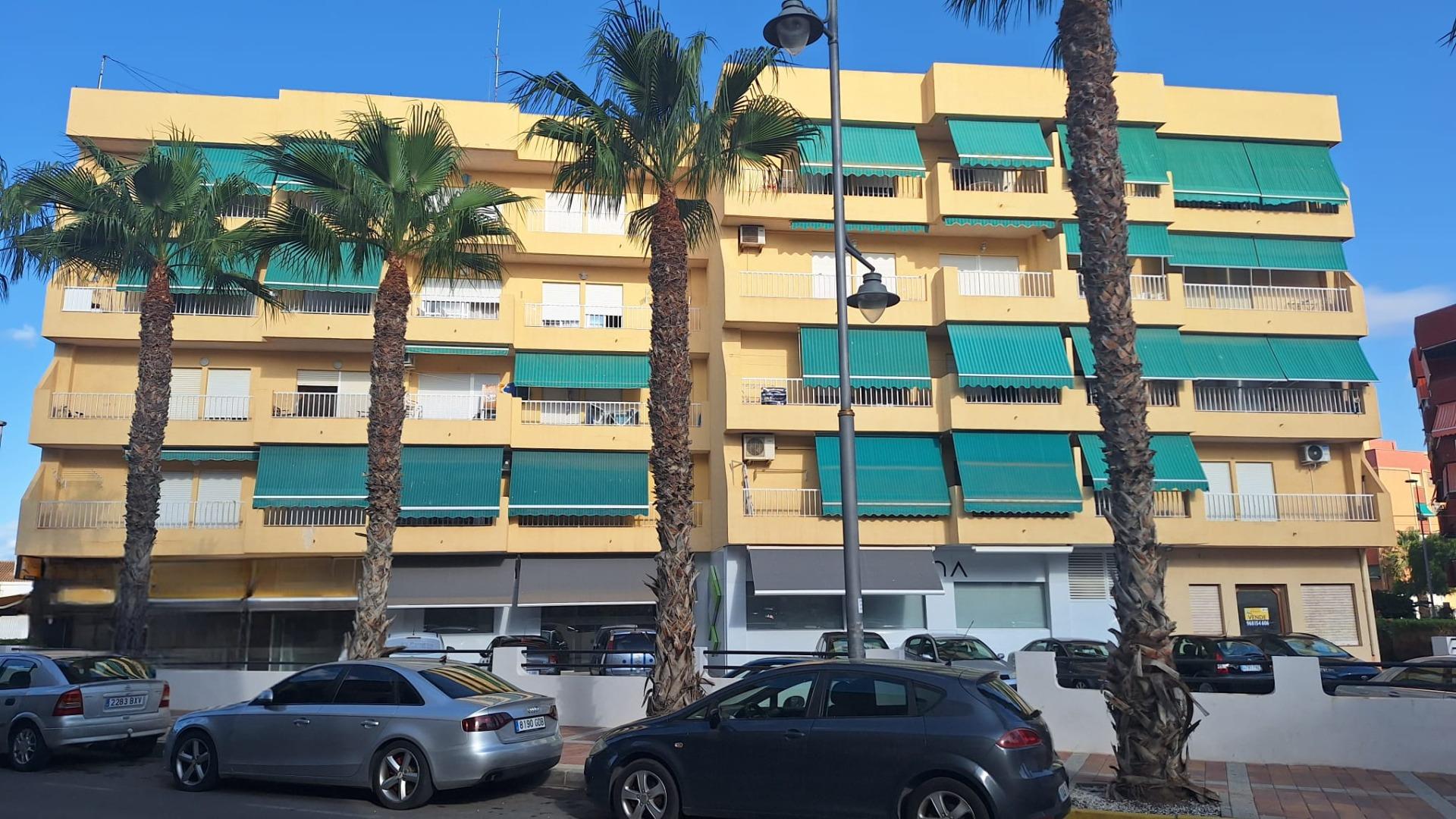 3-Bedroom Apartment in Puerto de Mazarrón - Image 1