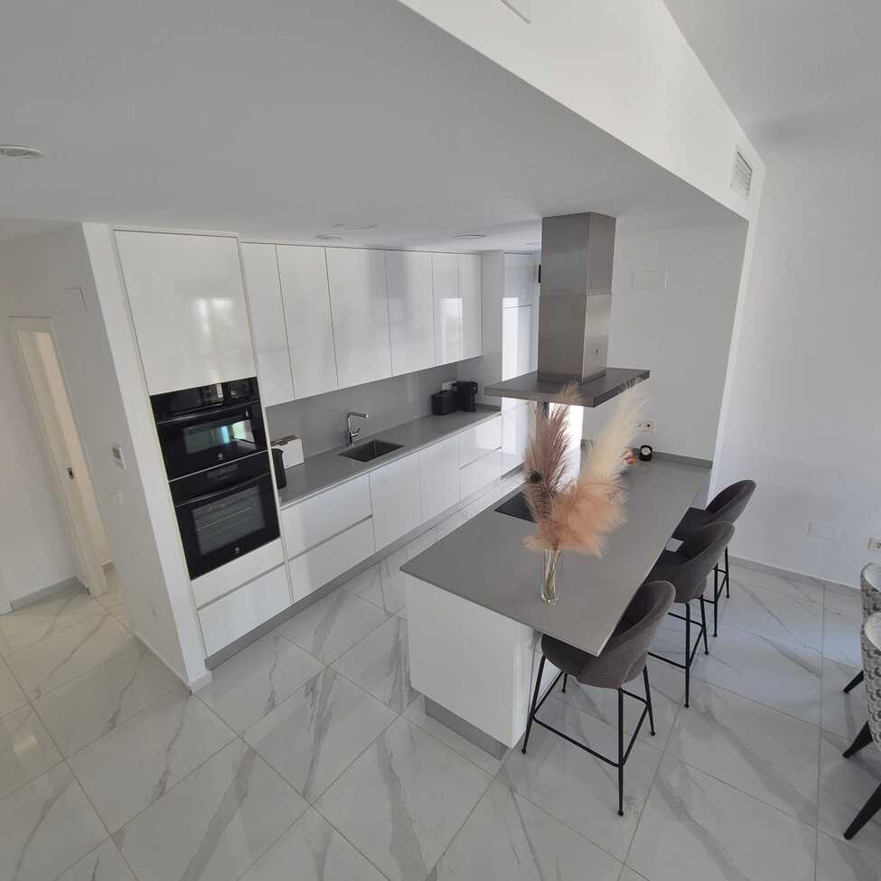 3-Bedroom Villa in Orihuela - Image 4