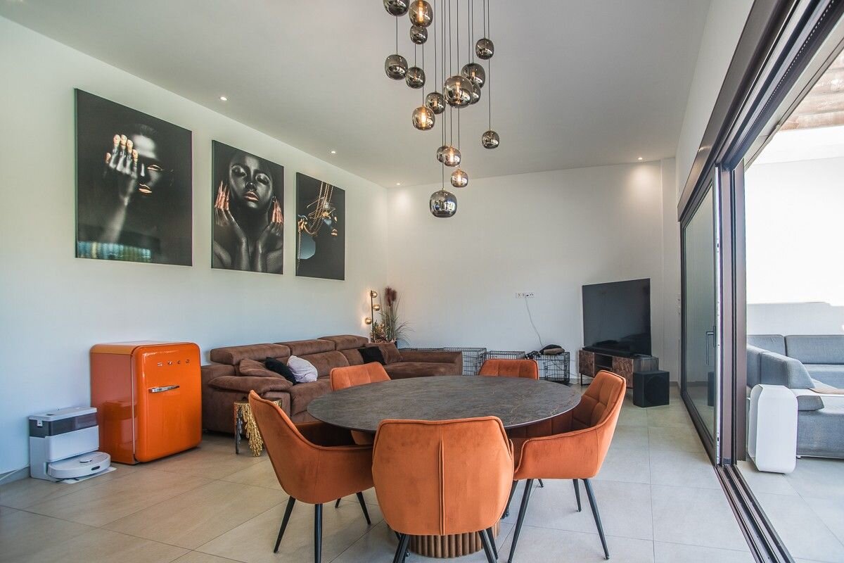 4-Bedroom Villa in Pueblo 5, Formentera del Segura - Image 11