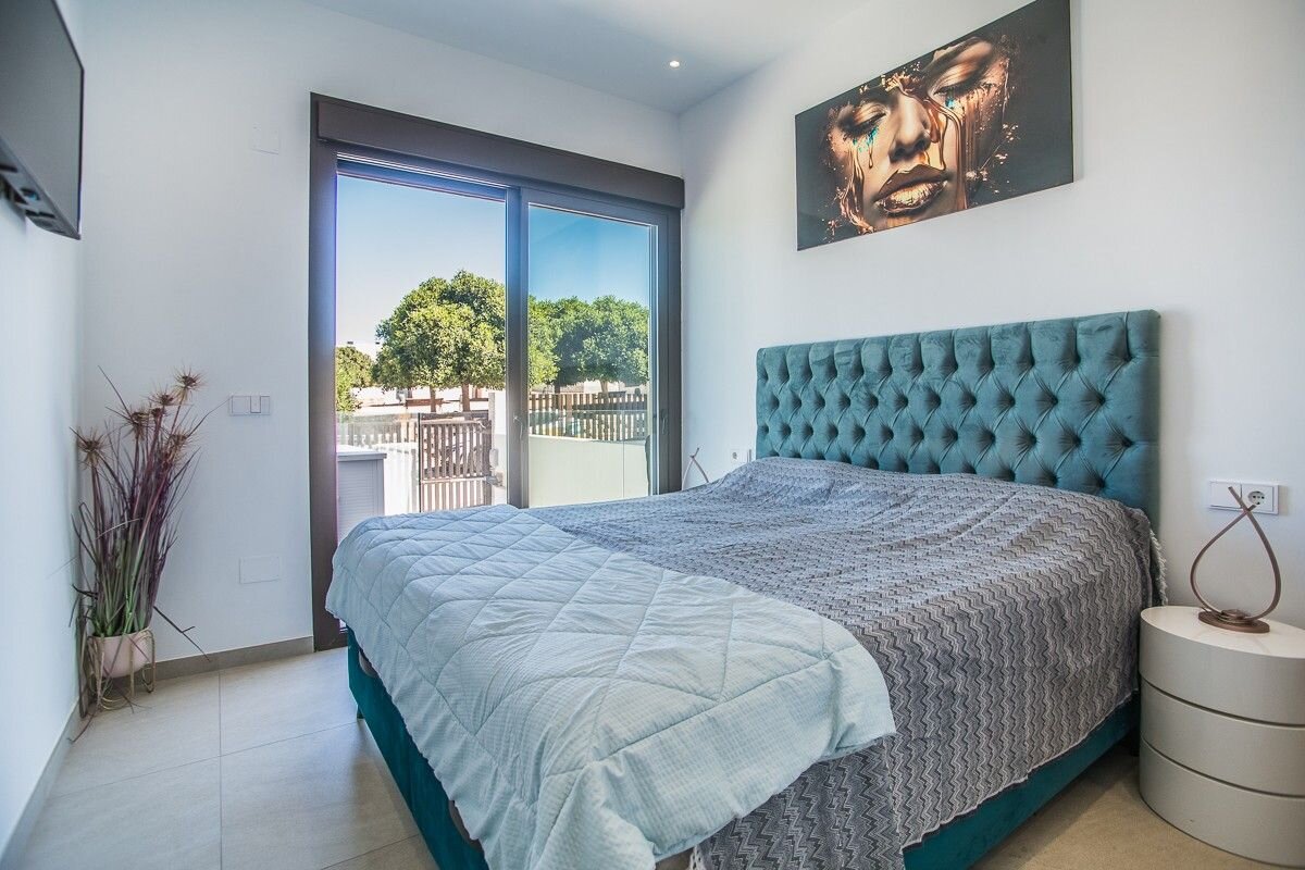 4-Bedroom Villa in Pueblo 5, Formentera del Segura - Image 18
