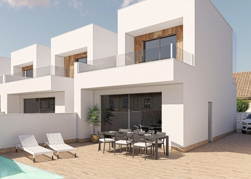 3-Bedroom Detached House in  San Pedro del Pinatar - Image 1