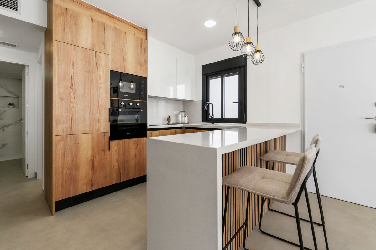 3-Bedroom Detached House in  San Pedro del Pinatar - Image 8