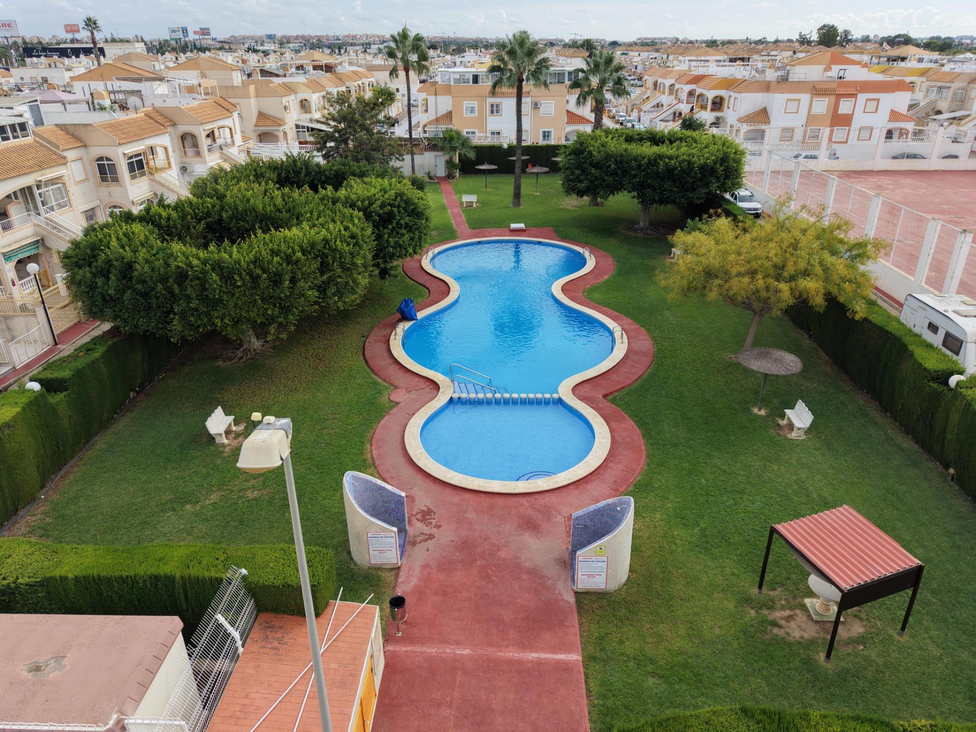 2-Bedroom Bungalow in El Limonar, Torrevieja - Image 1