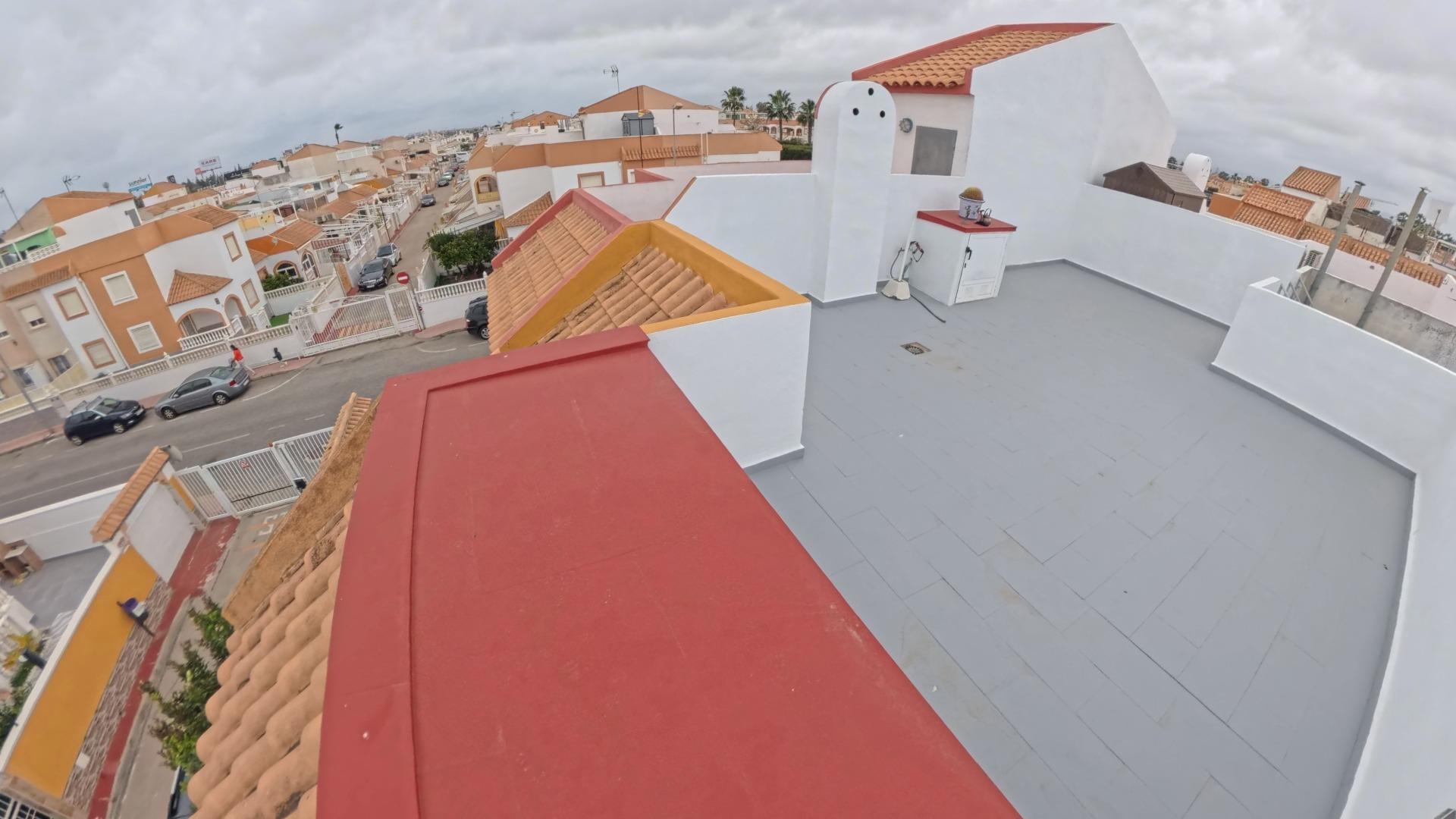 2-Bedroom Bungalow in El Limonar, Torrevieja - Image 22