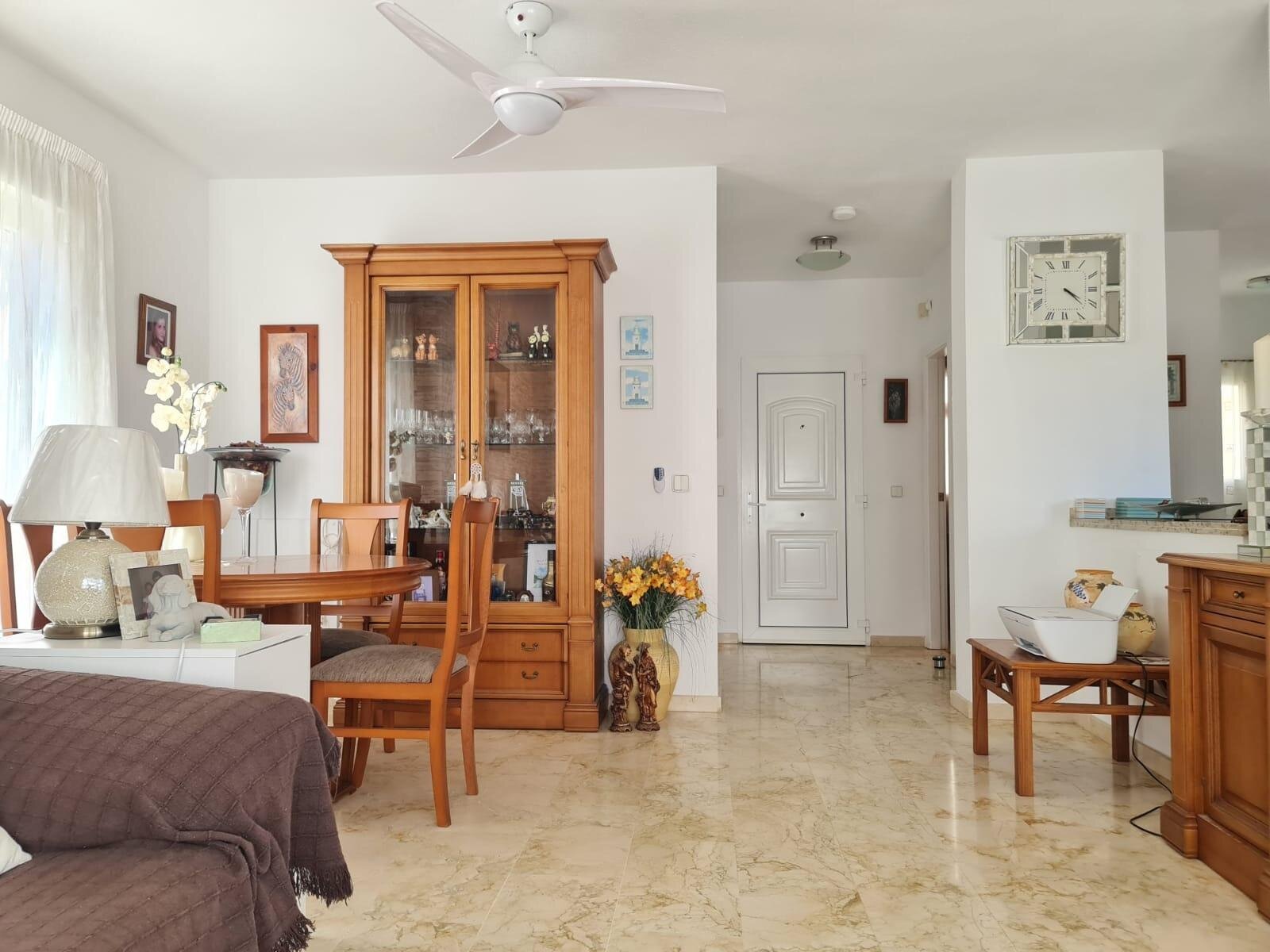 Villa met 3 Slaapkamers in Lomas de Campoamor-las Ramblas, Orihuela Costa - Image 9