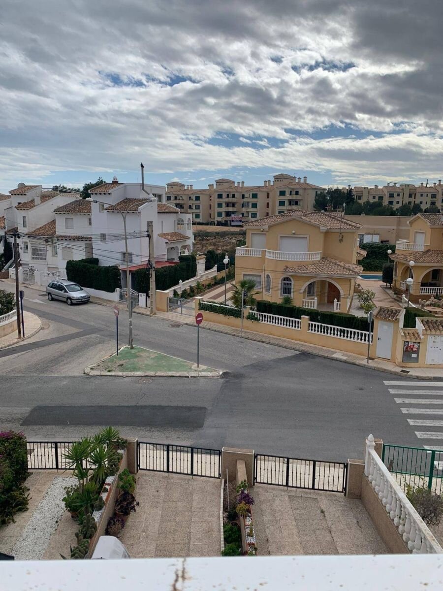 3-Bedroom Villa in Las Filipinas, Orihuela Costa - Image 16