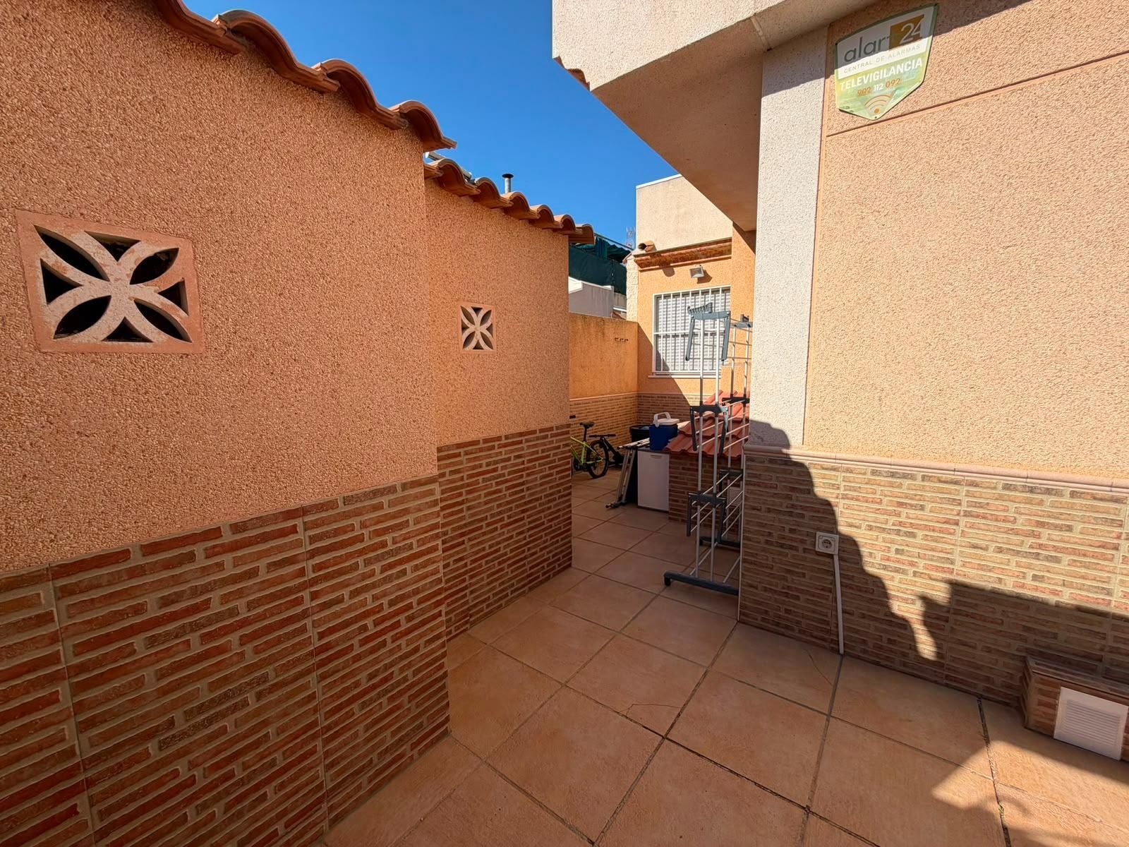 Maison de type quad de 3 Chambres à Carrefour, Torrevieja - Image 11