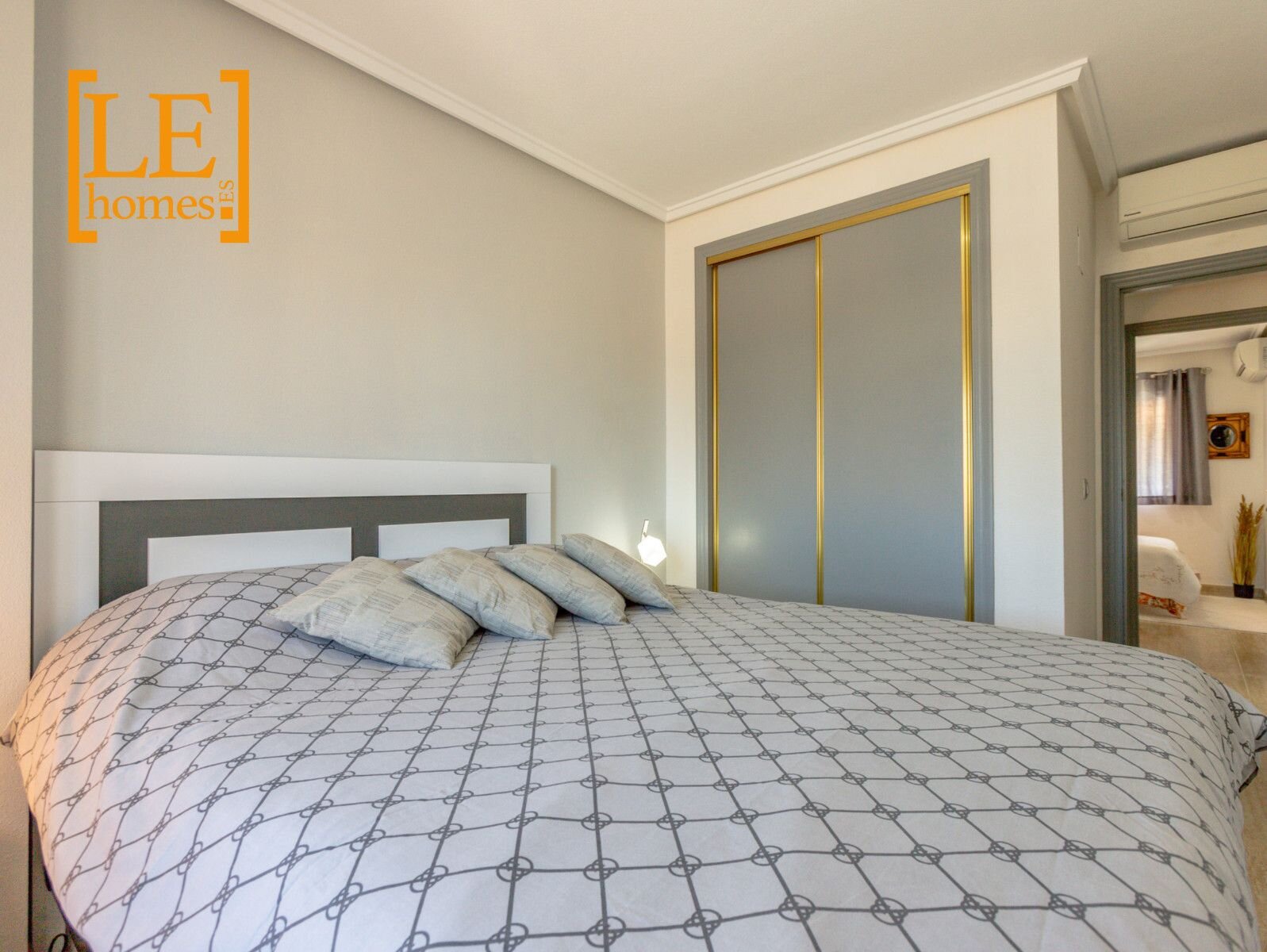 2-Bedroom Bungalow in Pau 8, Orihuela Costa - Image 17