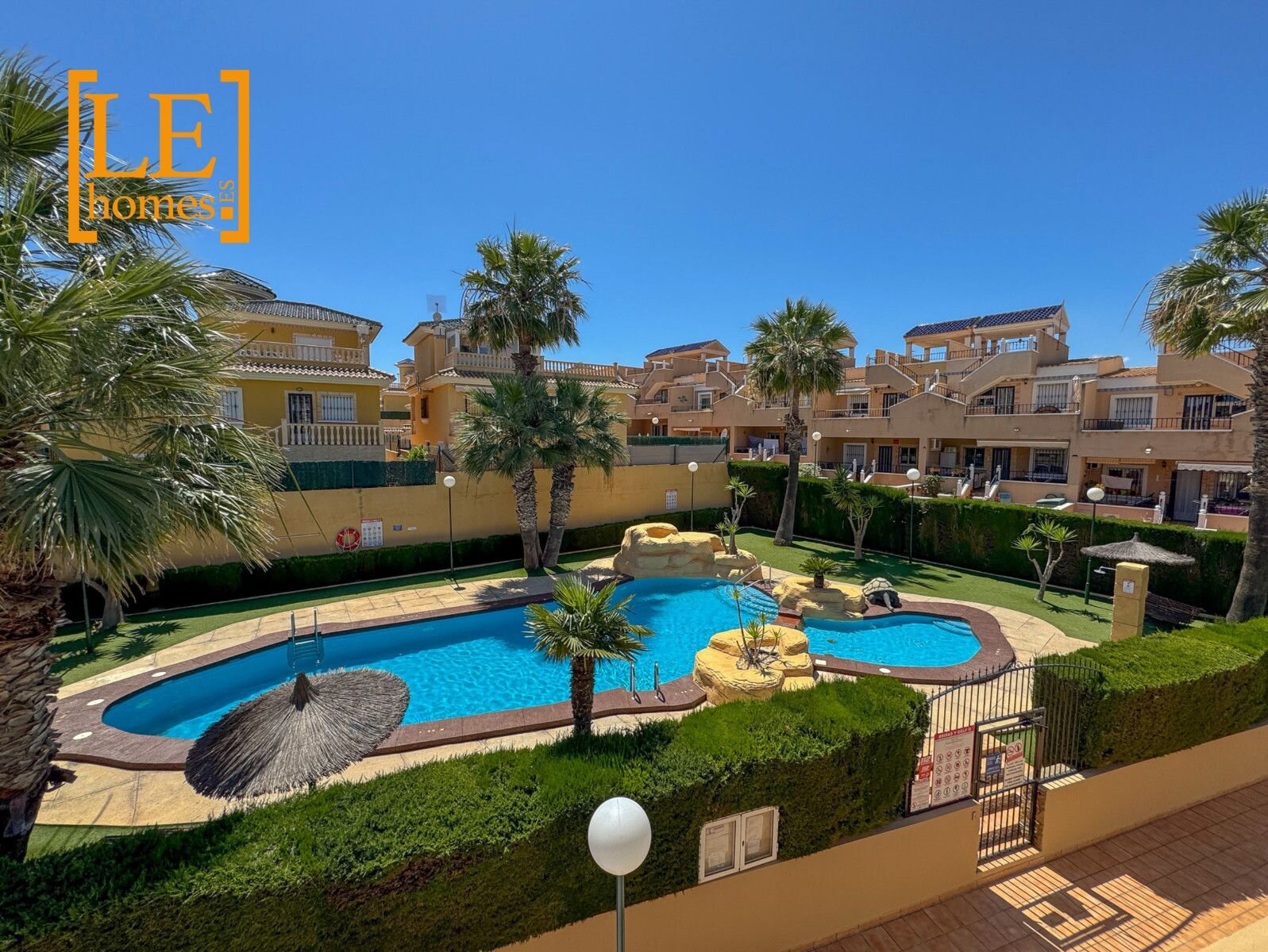 2-Bedroom Bungalow in Pau 8, Orihuela Costa - Image 38