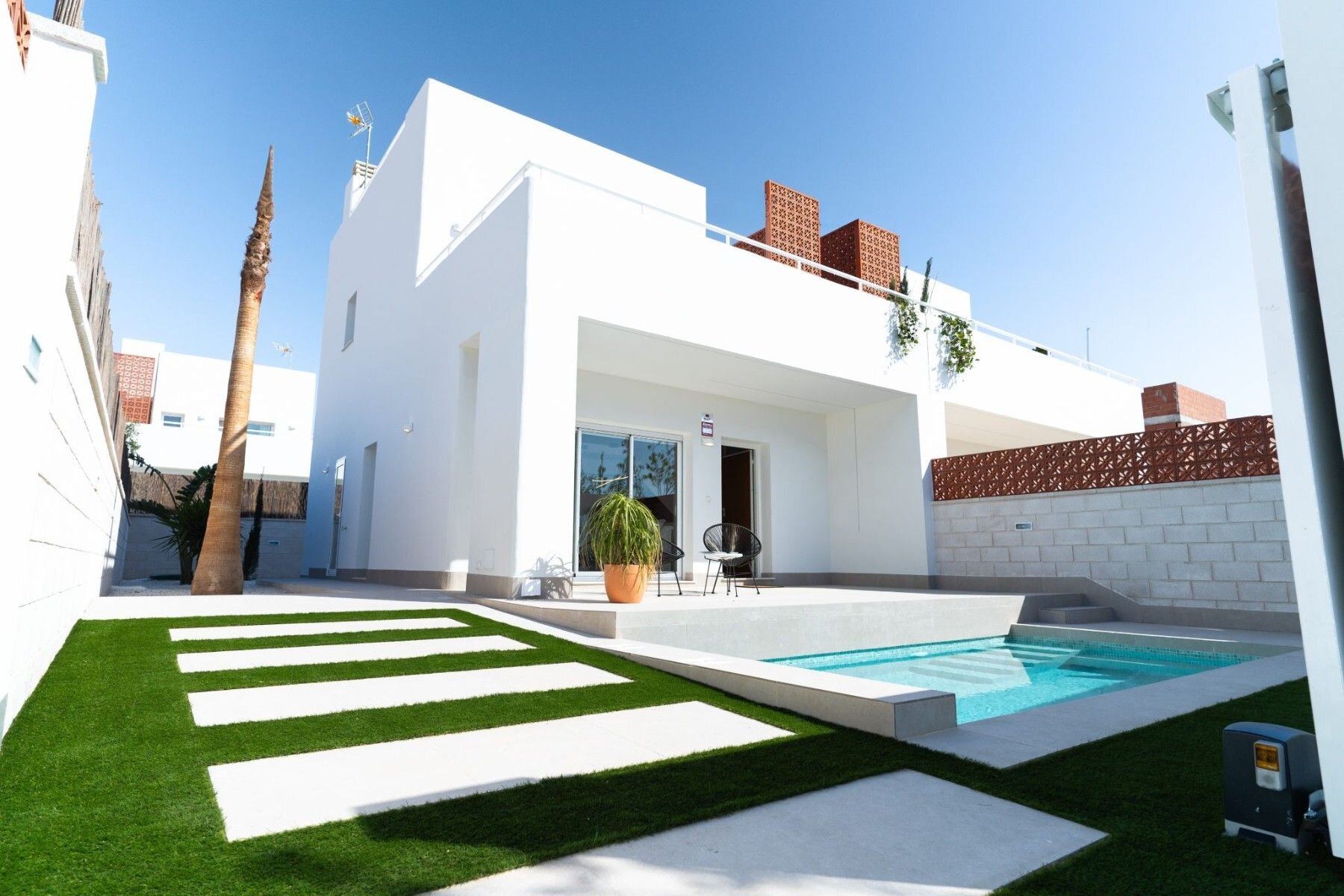 3-Bedroom Villa in Zona Pueblo, Pilar de la Horadada - Image 1