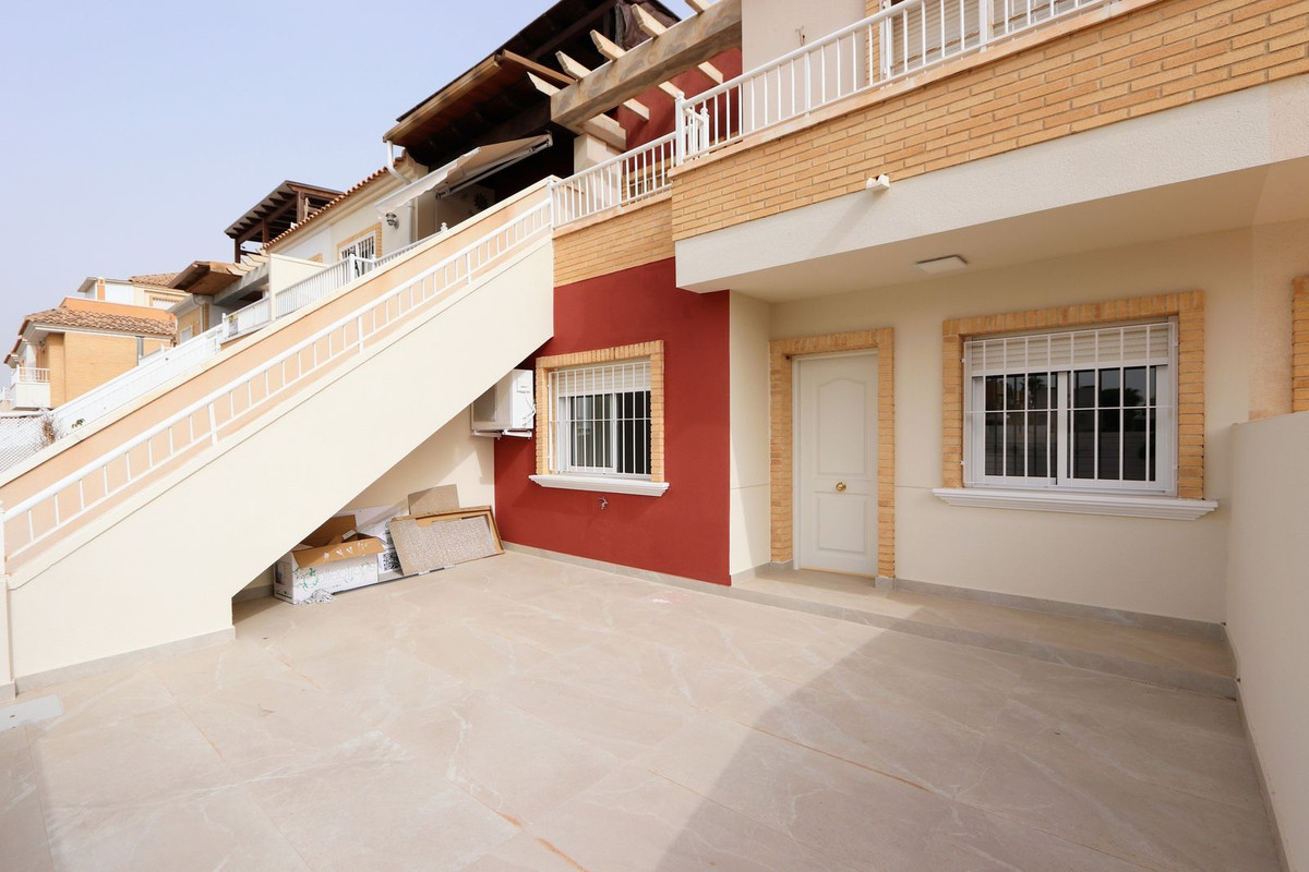 2-Bedroom Ground Floor Apartment in  Pilar de la Horadada... - Image 1