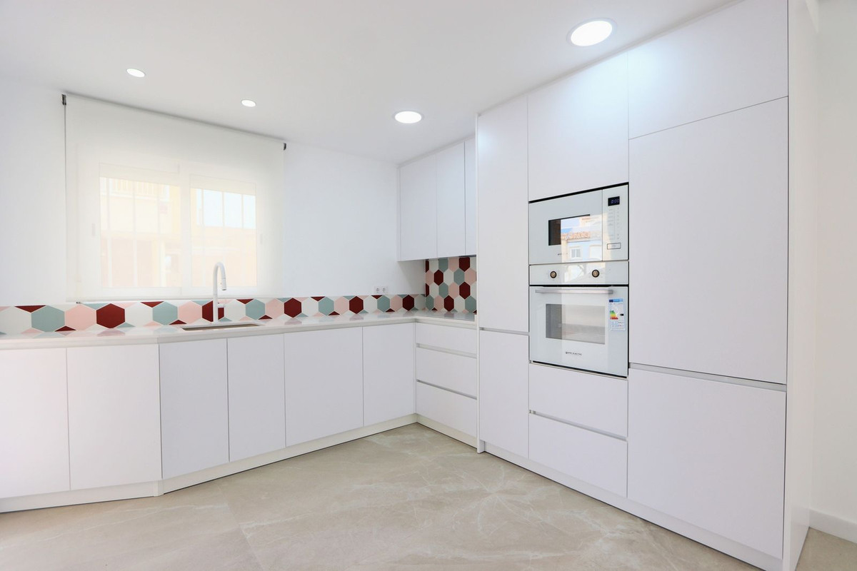 2-Bedroom Ground Floor Apartment in  Pilar de la Horadada... - Image 10