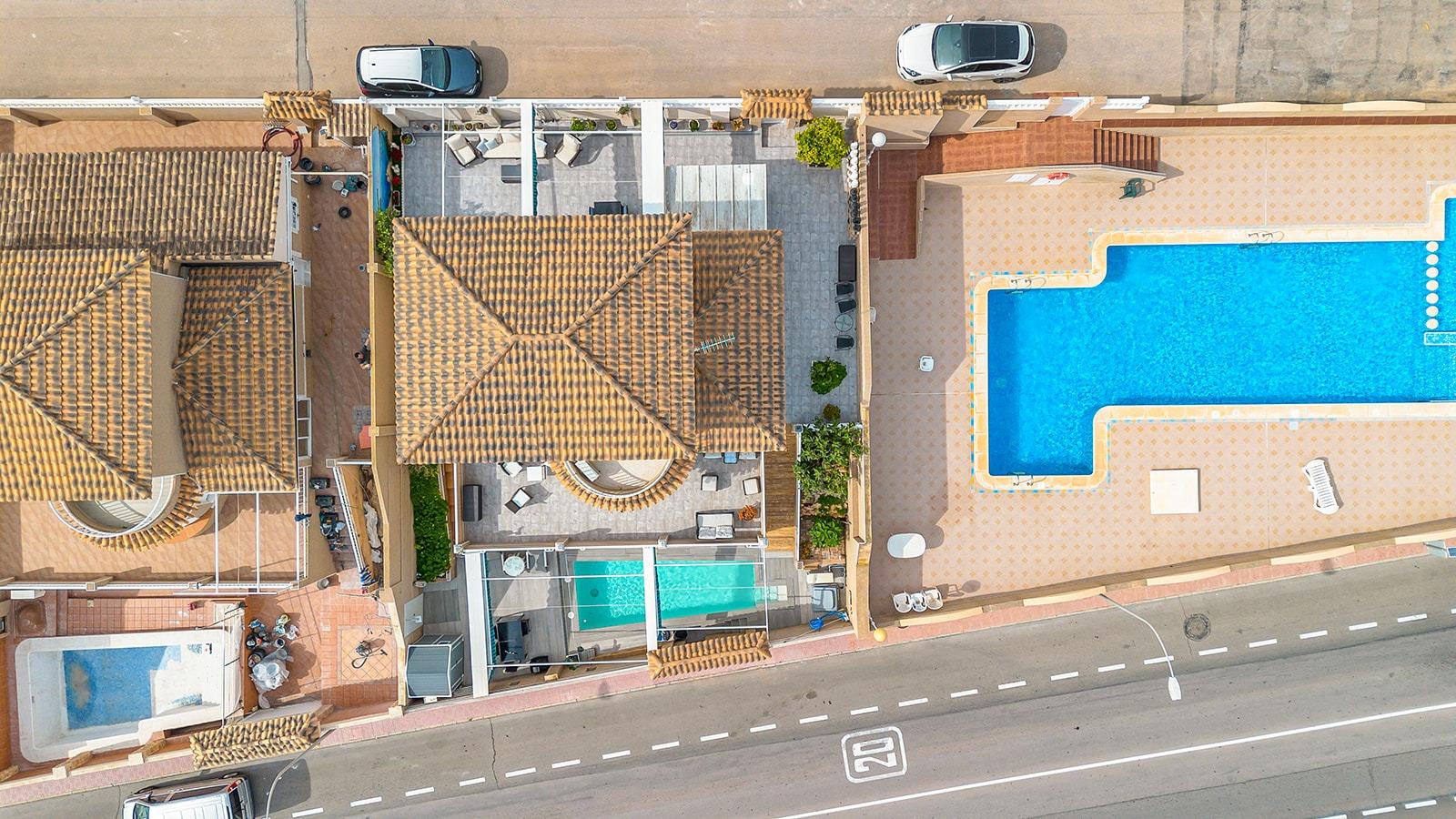5-Bedroom Villa in  Torrevieja - Image 1