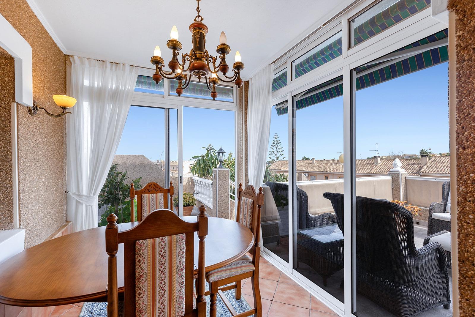 5-Bedroom Villa in  Torrevieja - Image 11