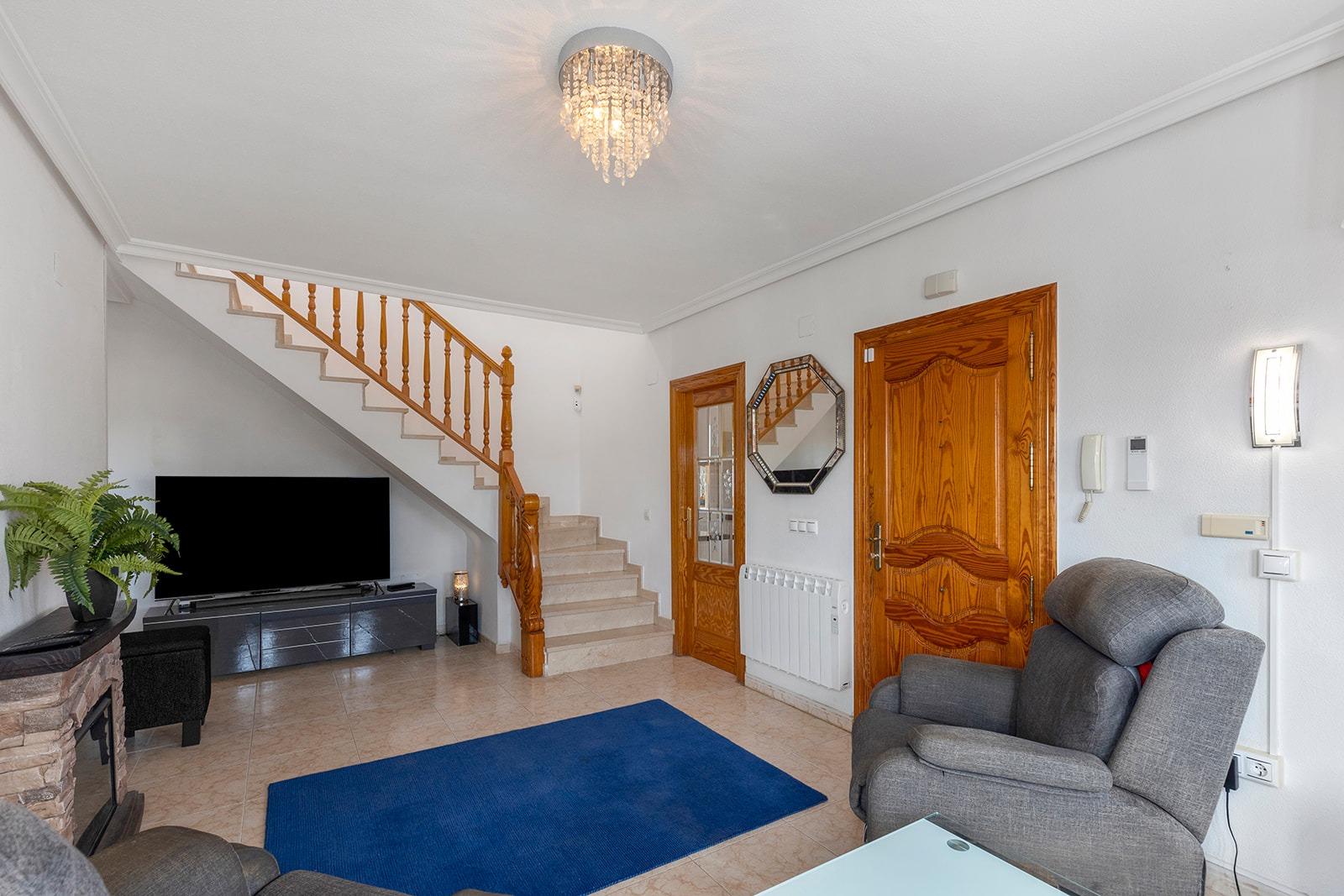 5-Bedroom Villa in  Torrevieja - Image 15