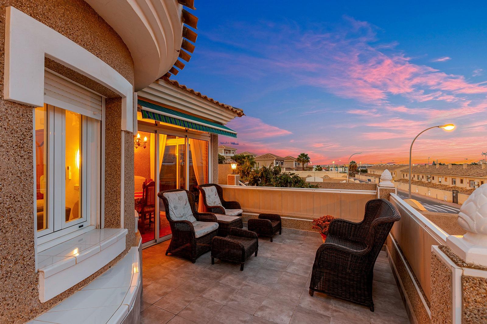 5-Bedroom Villa in  Torrevieja - Image 59