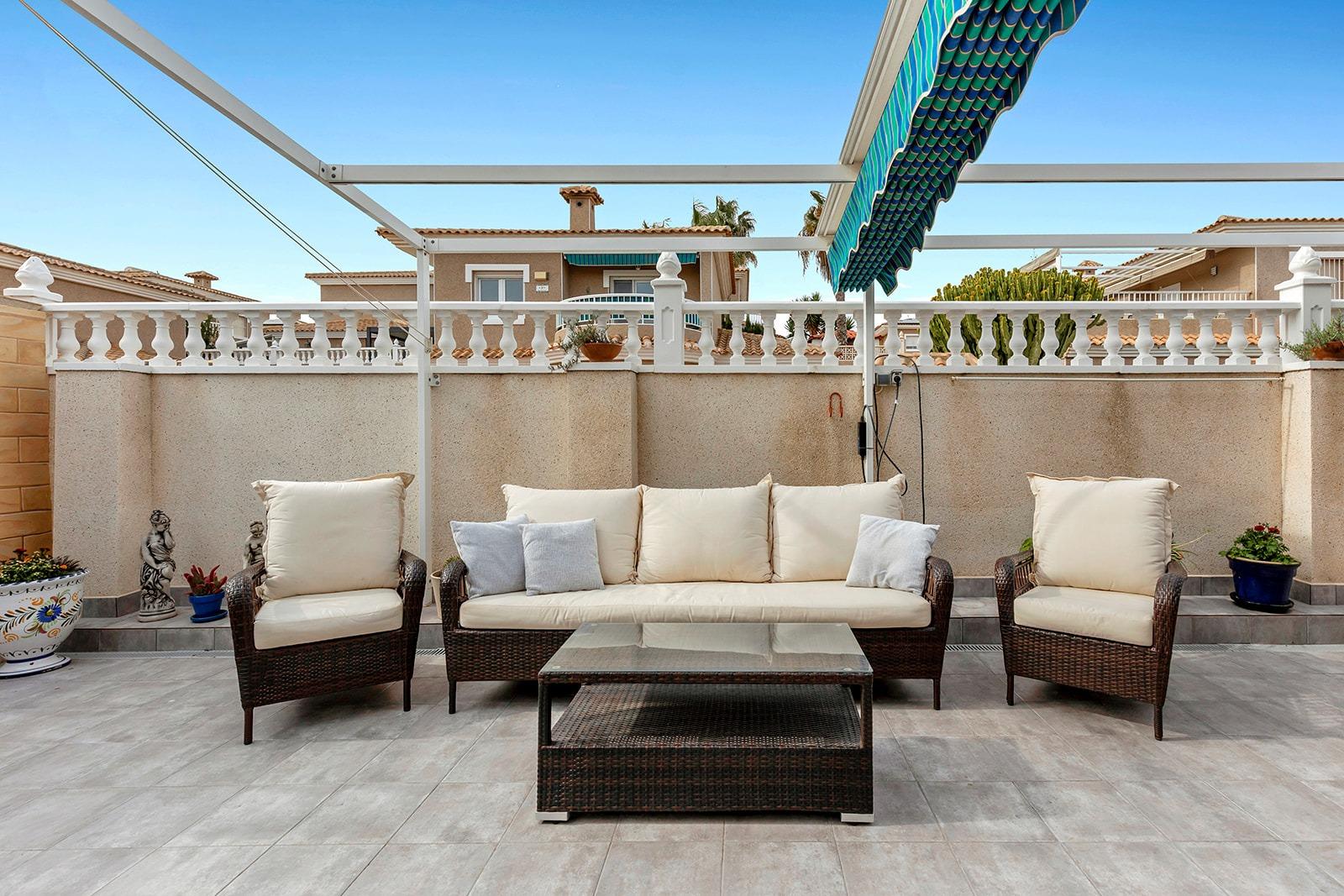 5-Bedroom Villa in  Torrevieja - Image 7