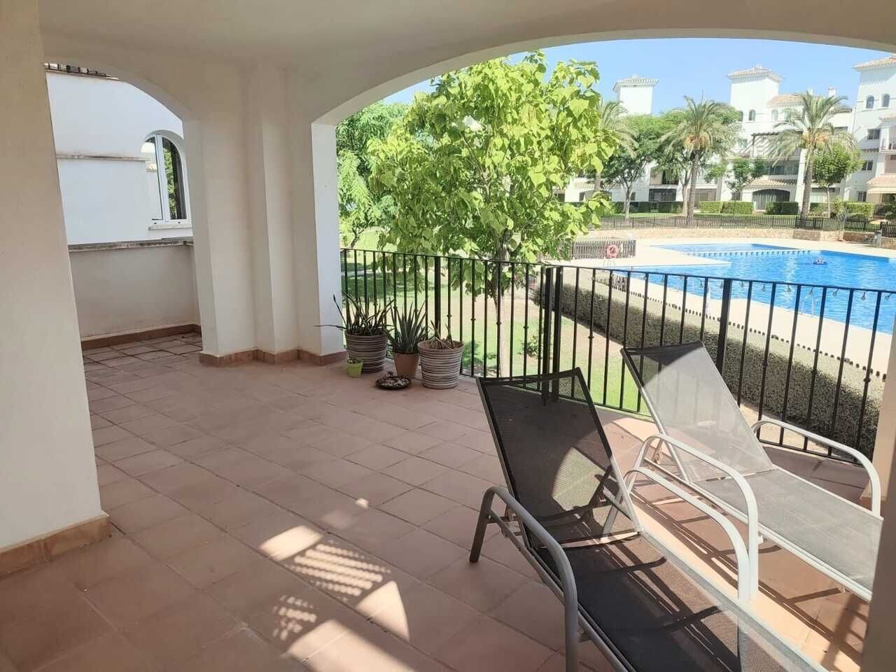 2-Bedroom Apartment in Sucina, Sucina - Image 12