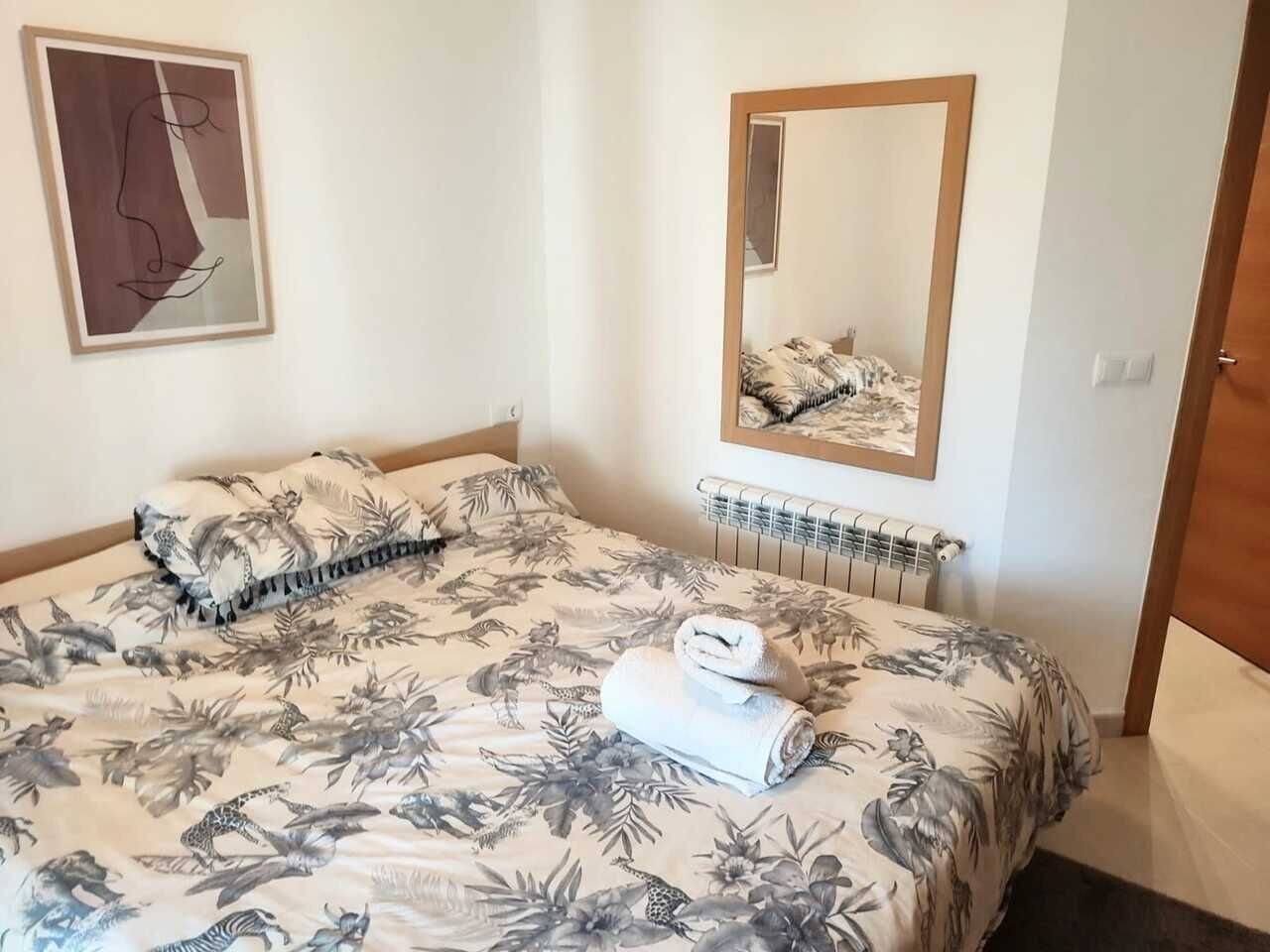 2-Bedroom Apartment in Sucina, Sucina - Image 19