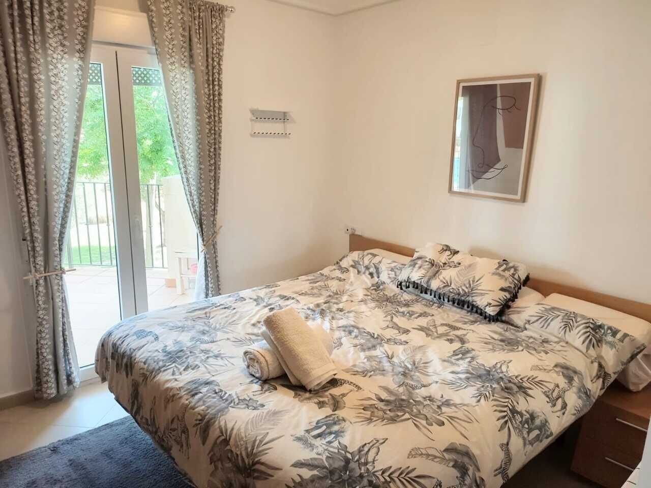 2-Bedroom Apartment in Sucina, Sucina - Image 20