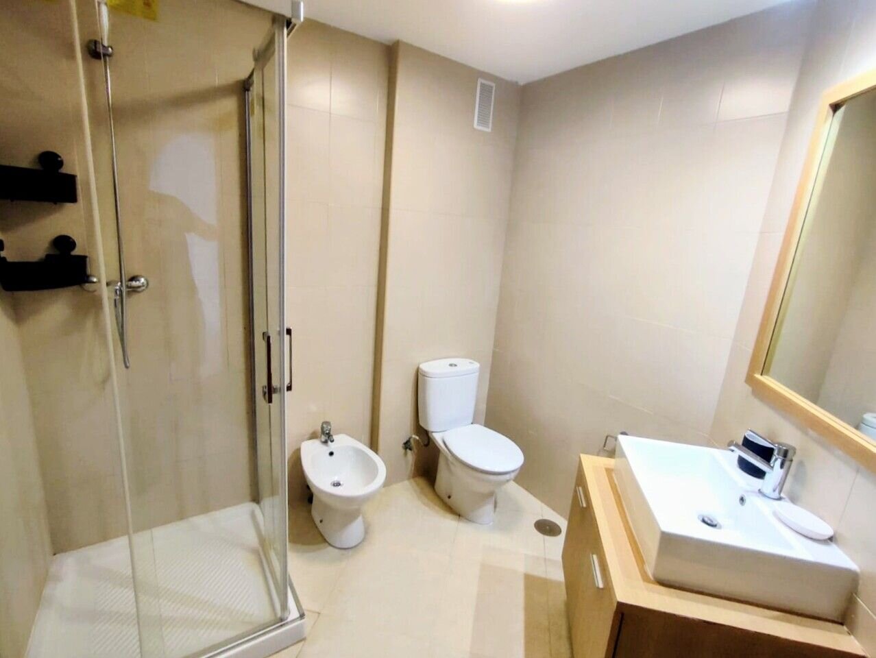 2-Bedroom Apartment in Sucina, Sucina - Image 21