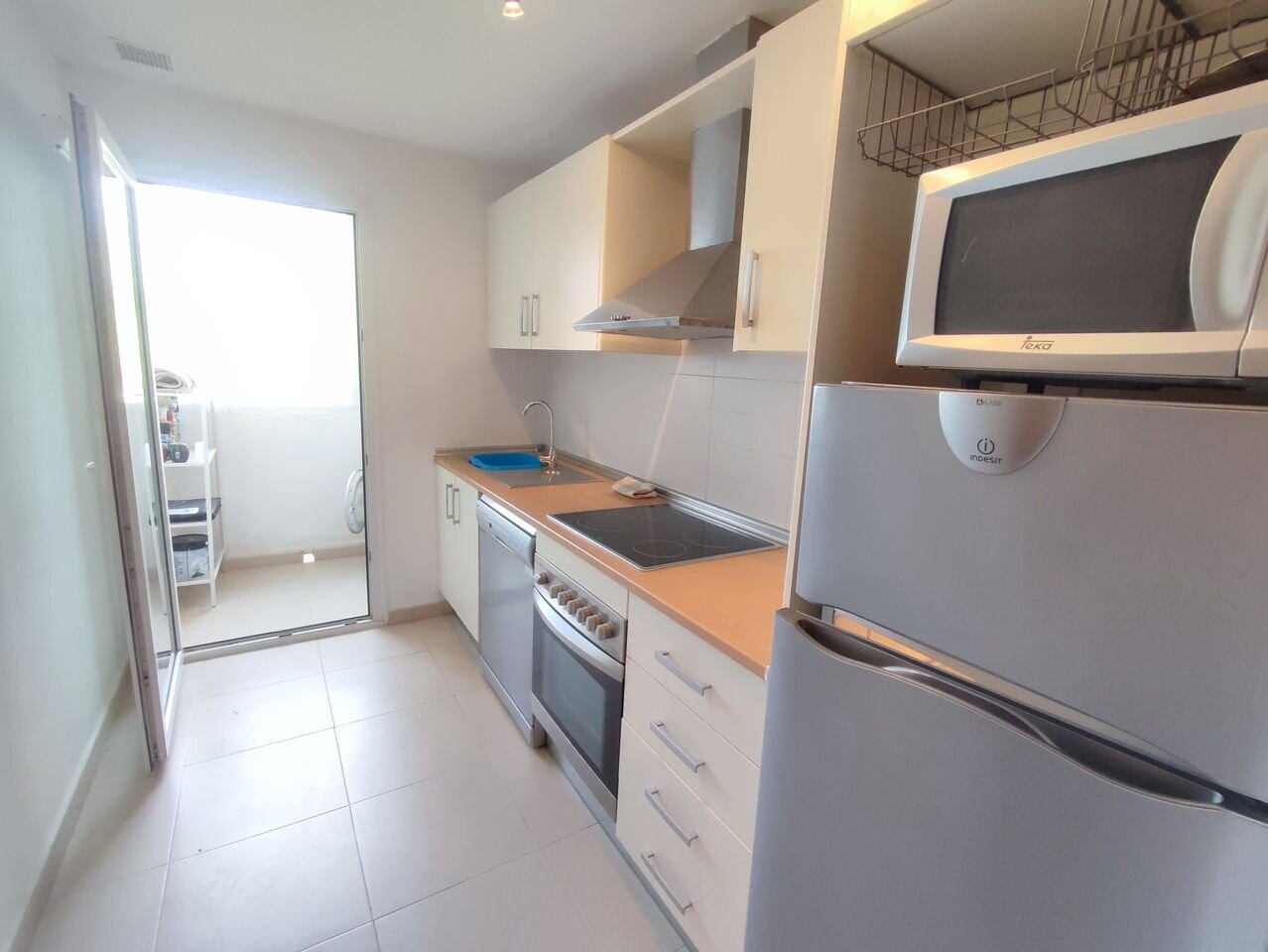 2-Bedroom Apartment in Sucina, Sucina - Image 8