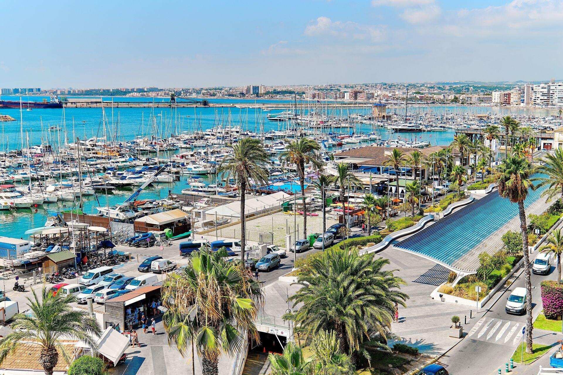 4-Bedroom Penthouse in Torrevieja, Torrevieja - Image 35