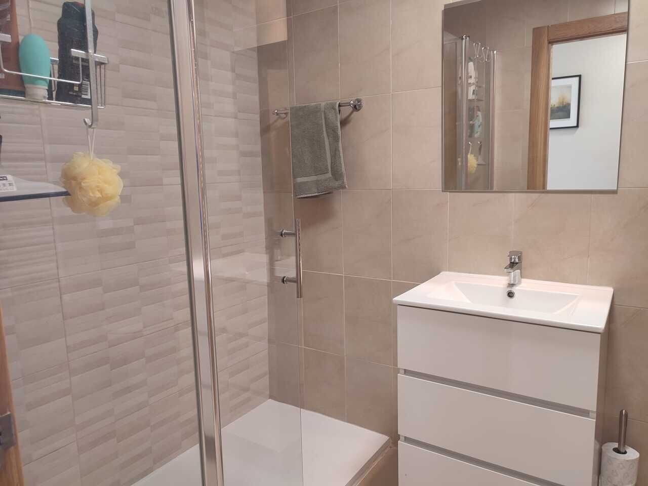 2-Bedroom Apartment in Sucina, Sucina - Image 16