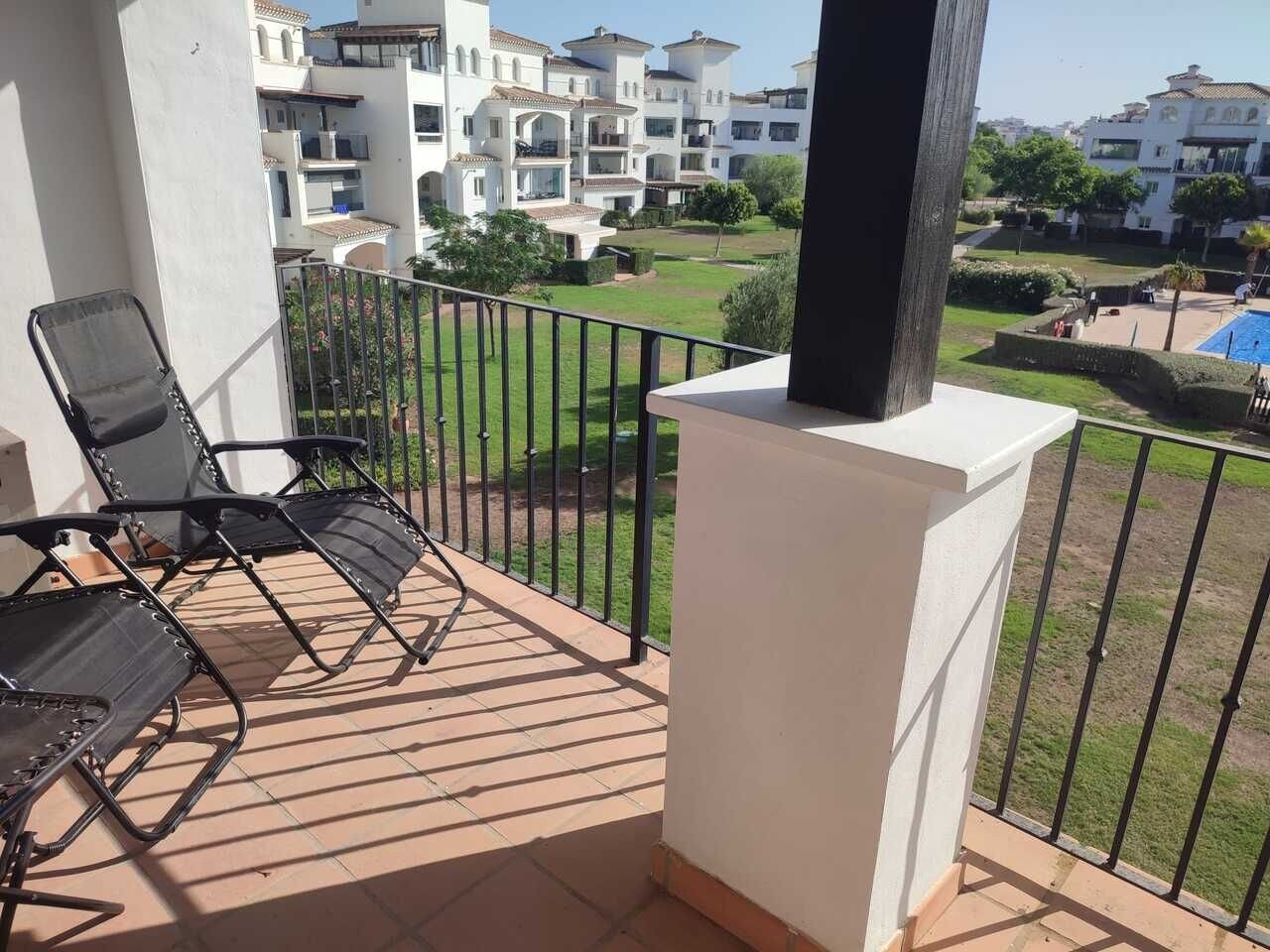 2-Bedroom Apartment in Sucina, Sucina - Image 19