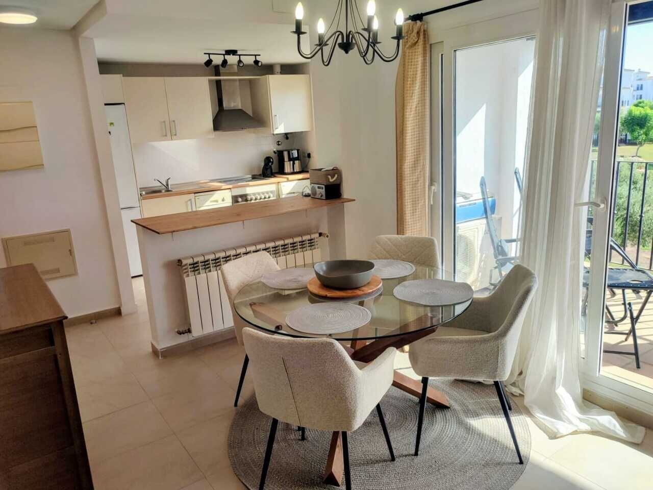 2-Bedroom Apartment in Sucina, Sucina - Image 2