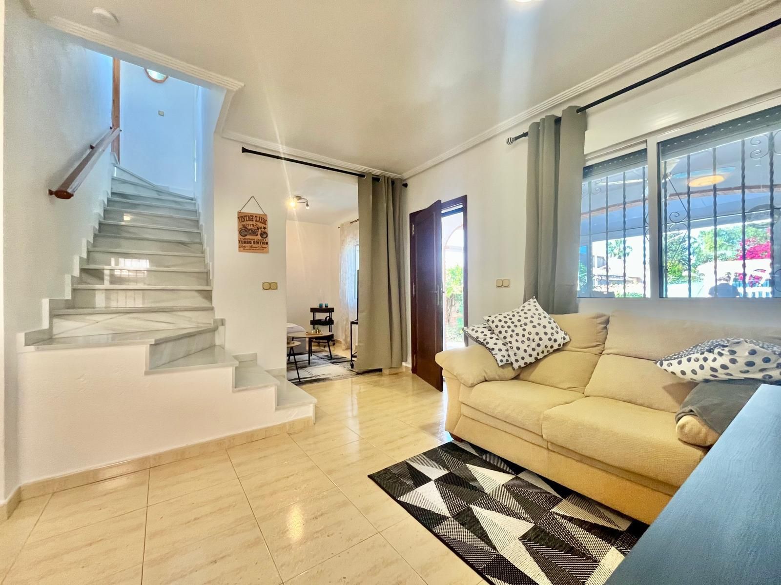 3-Bedroom Villa in Los Almendros-la Florida, Orihuela Costa - Image 15