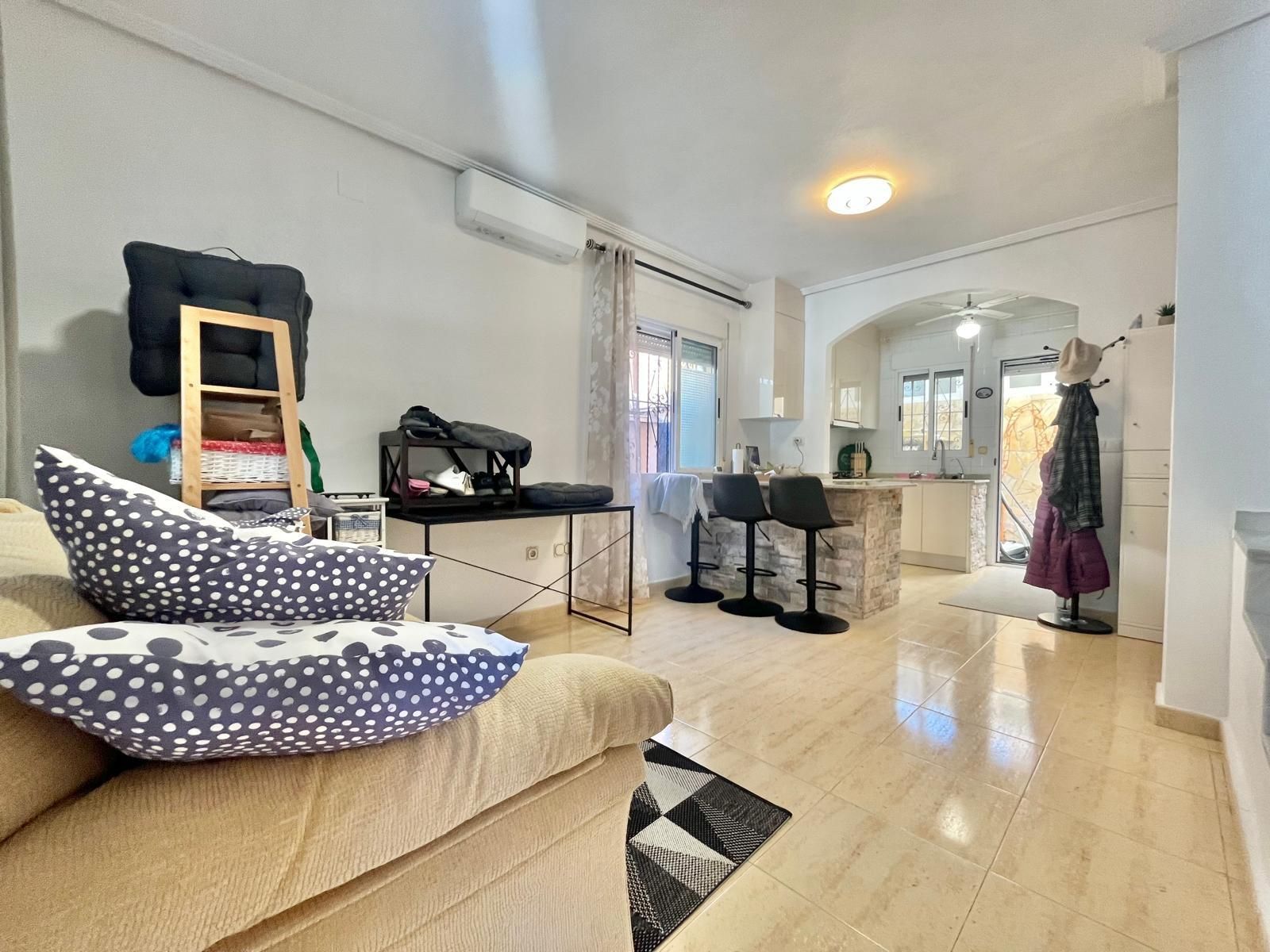 3-Bedroom Villa in Los Almendros-la Florida, Orihuela Costa - Image 16