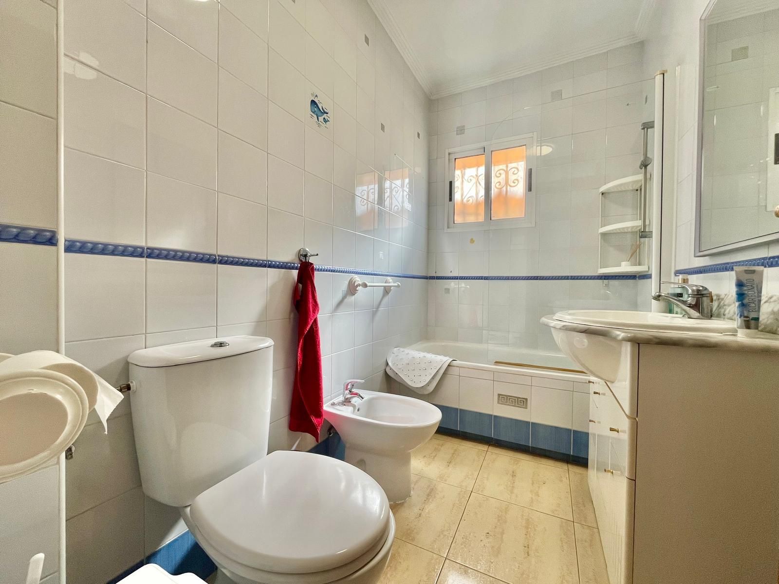 3-Bedroom Villa in Los Almendros-la Florida, Orihuela Costa - Image 24