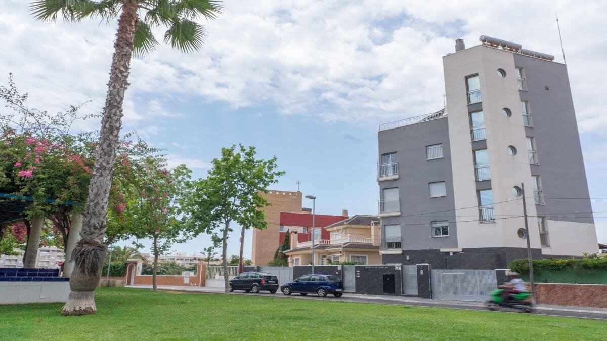 Apartamento de 3 Dormitorios en Playa del Cura, Torrevieja - Image 6