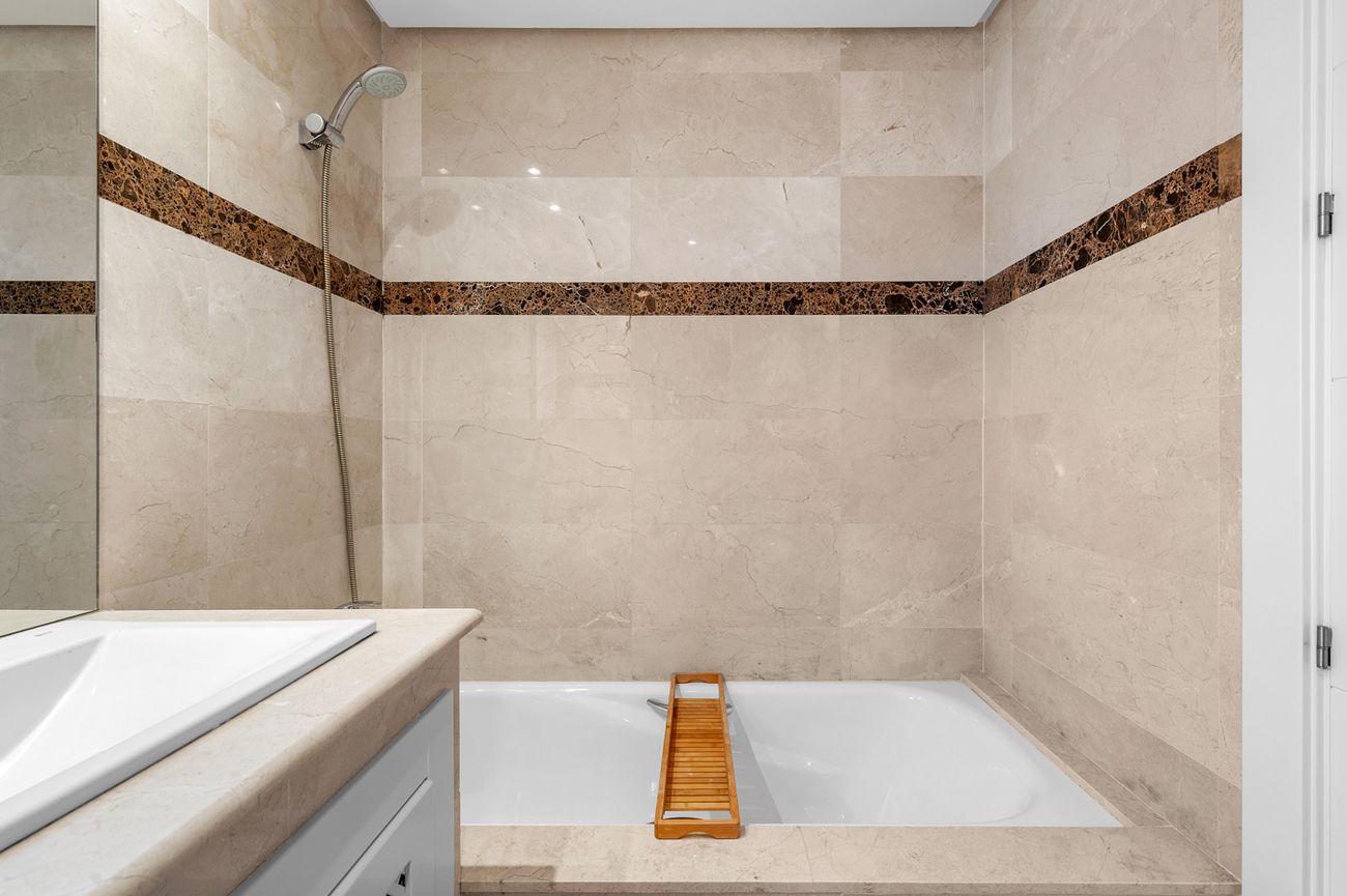 2-Bedroom House in Pueblo, San Miguel de Salinas - Image 19
